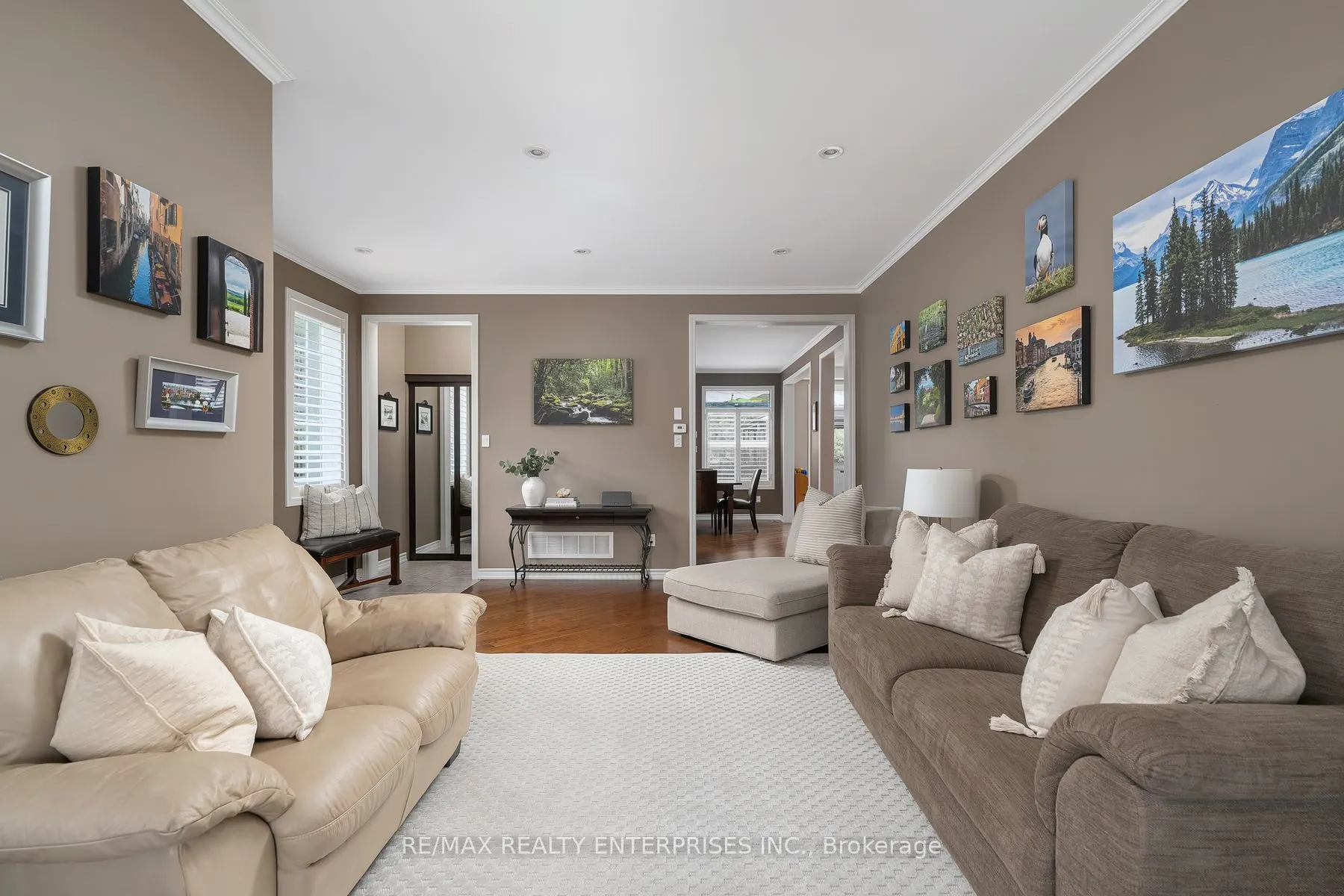 3941 Angus Walk
