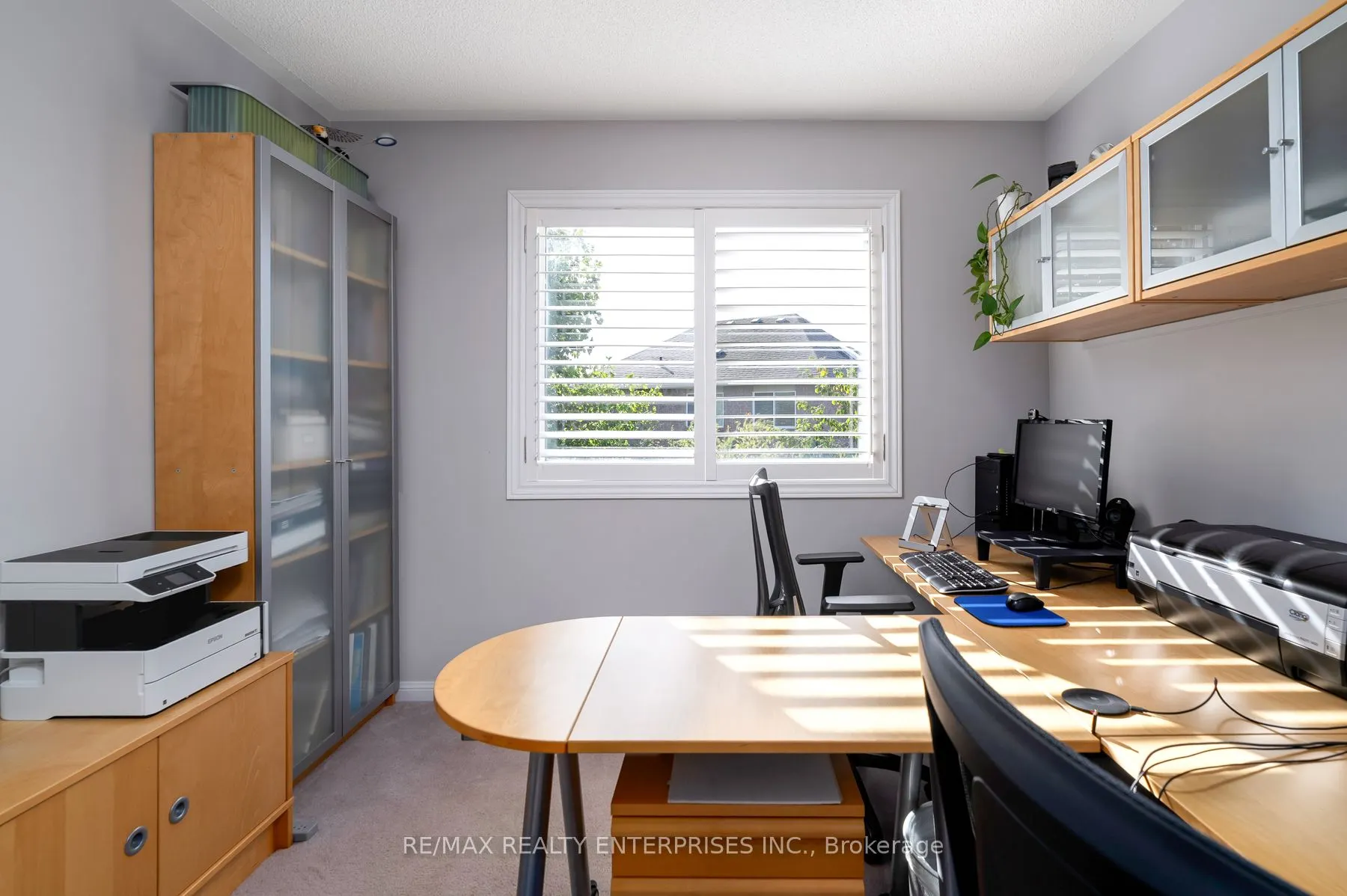 3941 Angus Walk