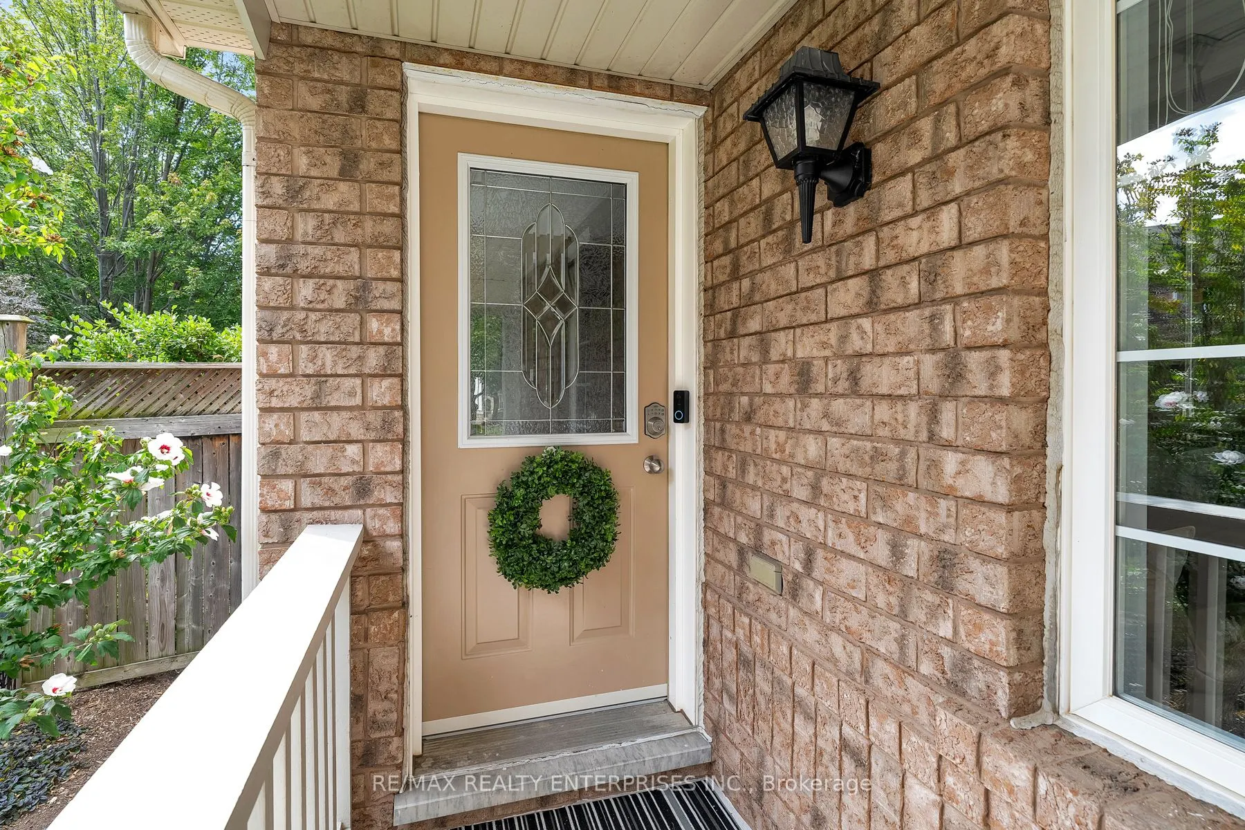 3941 Angus Walk