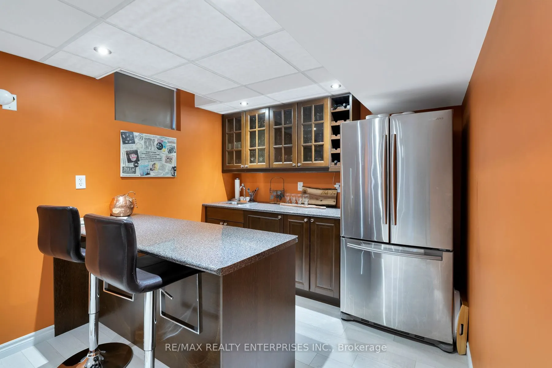 3941 Angus Walk