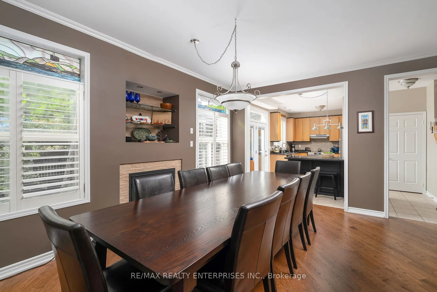3941 Angus Walk