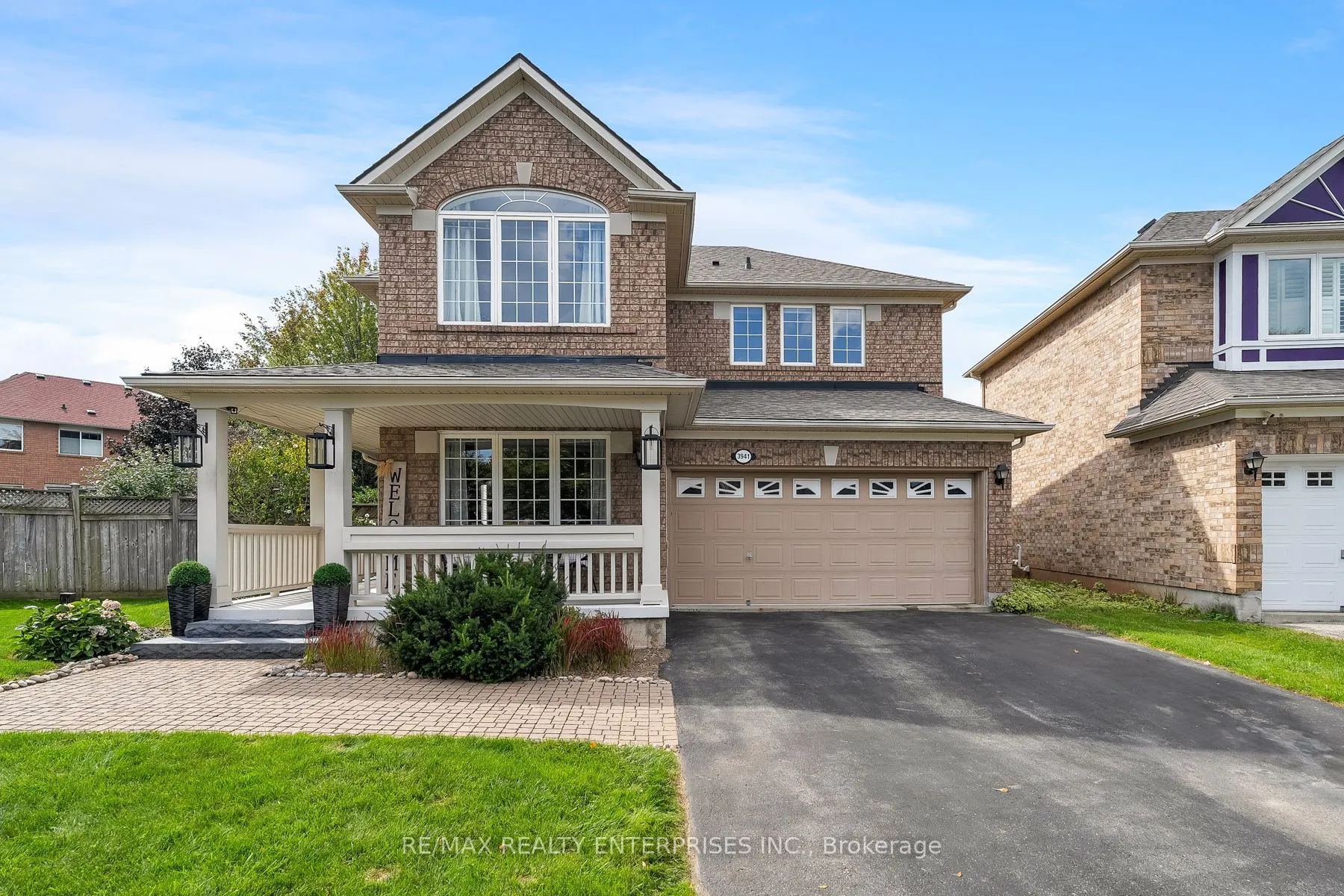3941 Angus Walk
