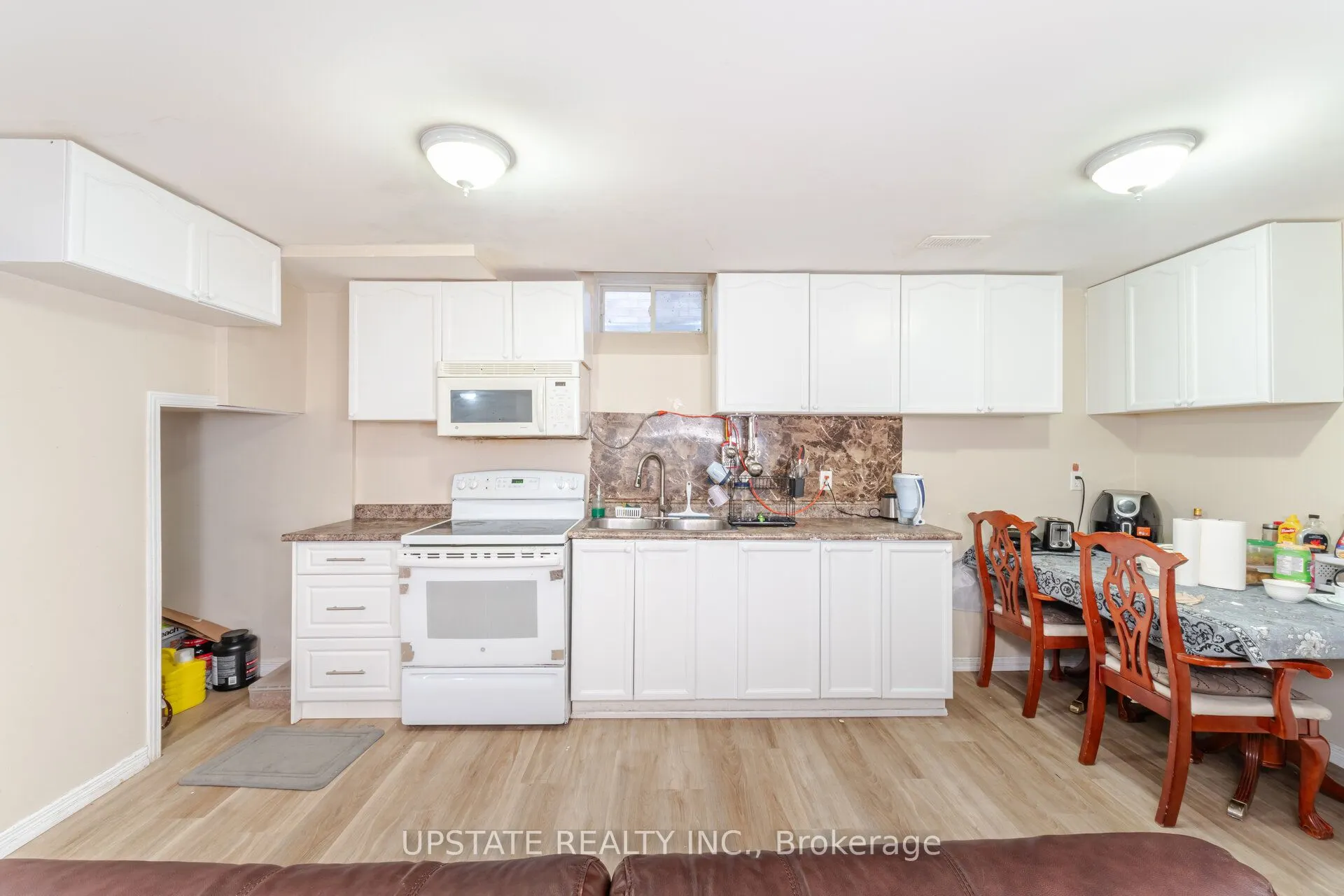 7 Millsborough Road