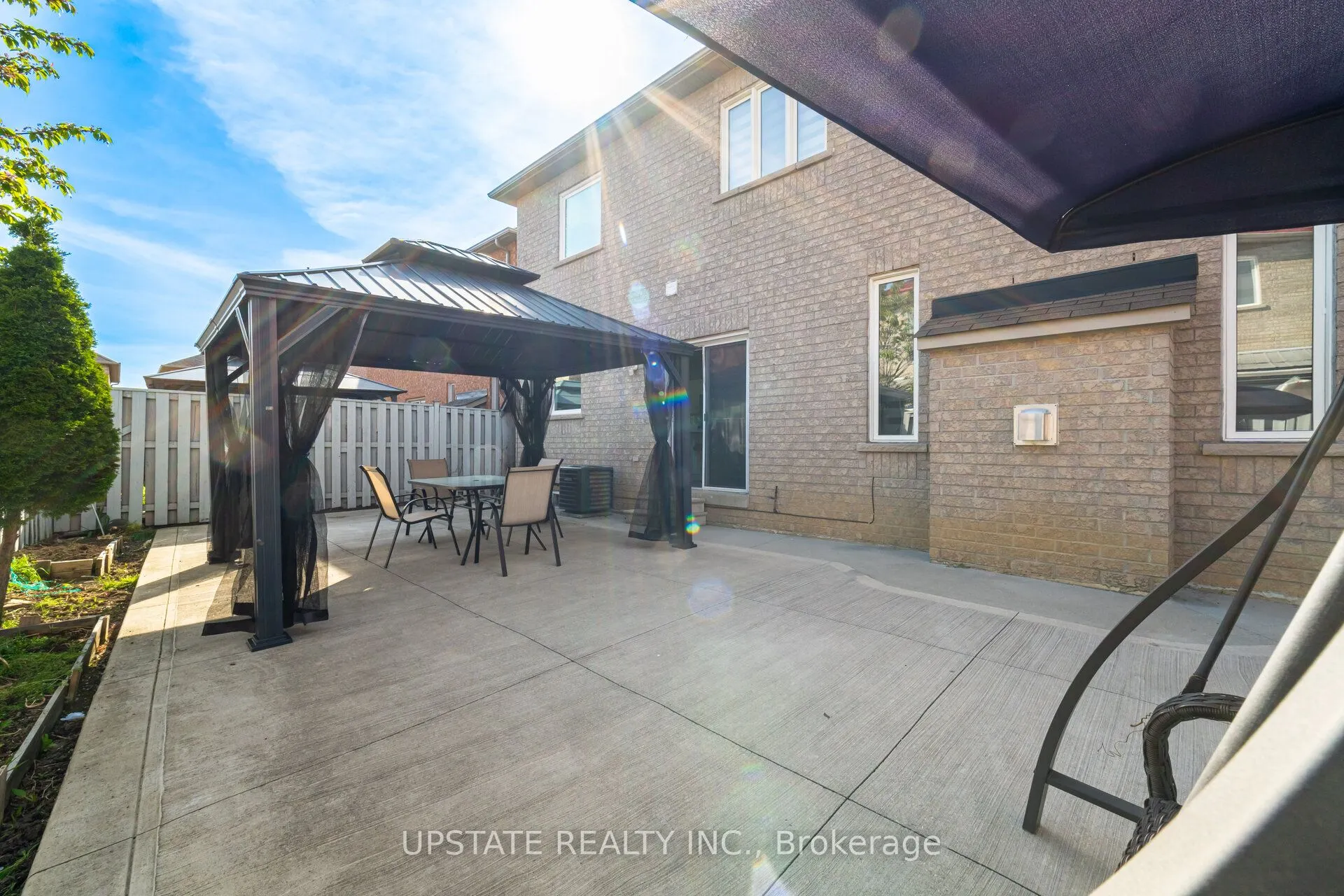 7 Millsborough Road