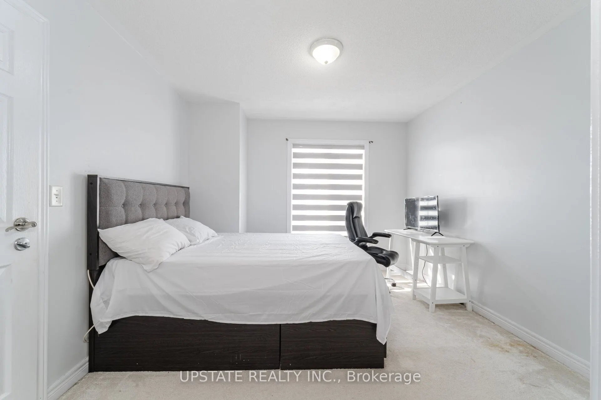 7 Millsborough Road