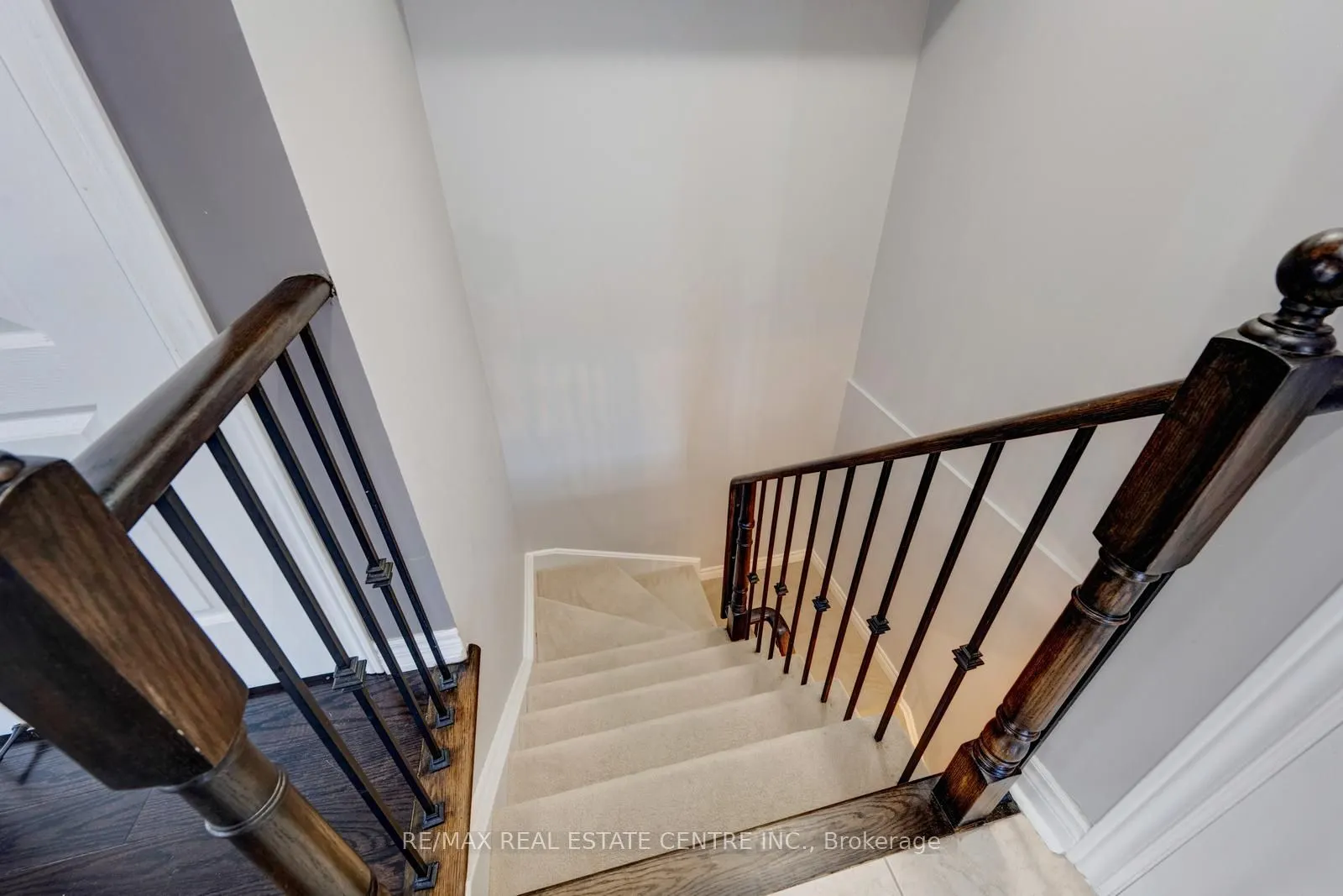 3250 Bentley Drive, #11