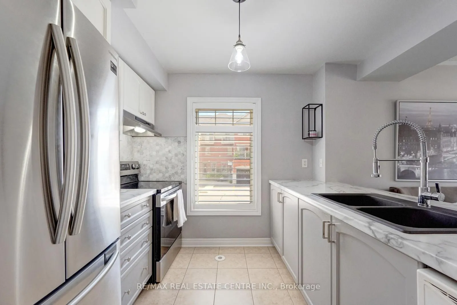 3250 Bentley Drive, #11