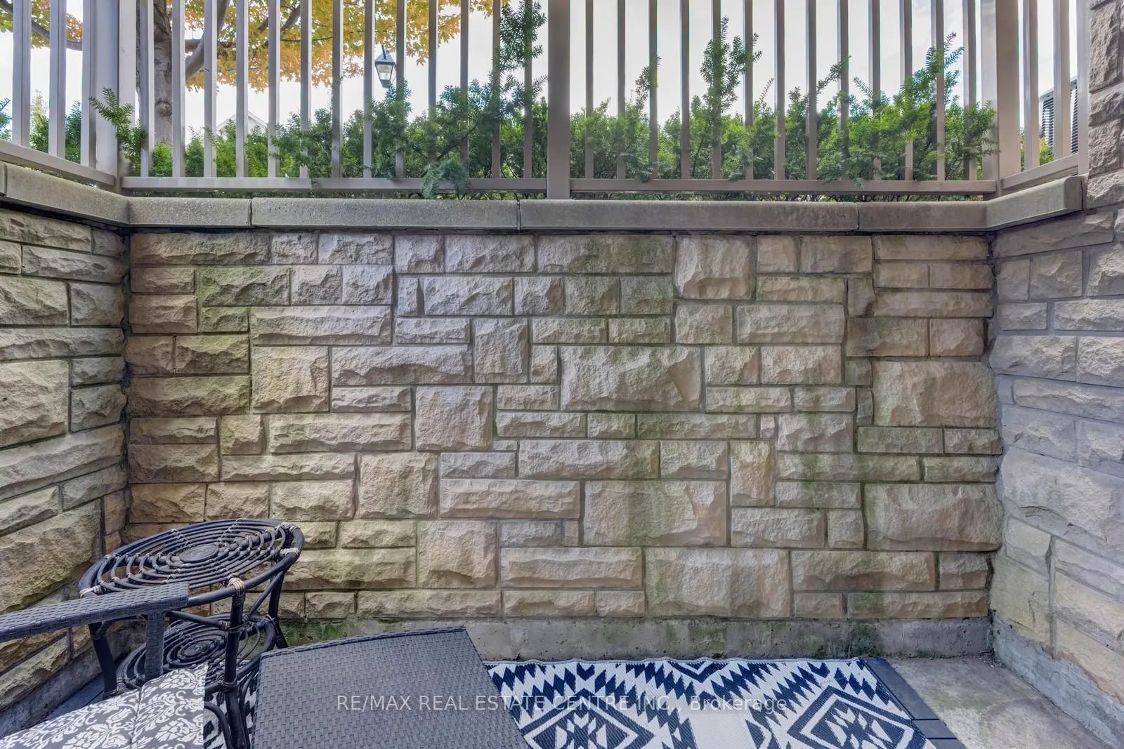 3250 Bentley Drive, #11