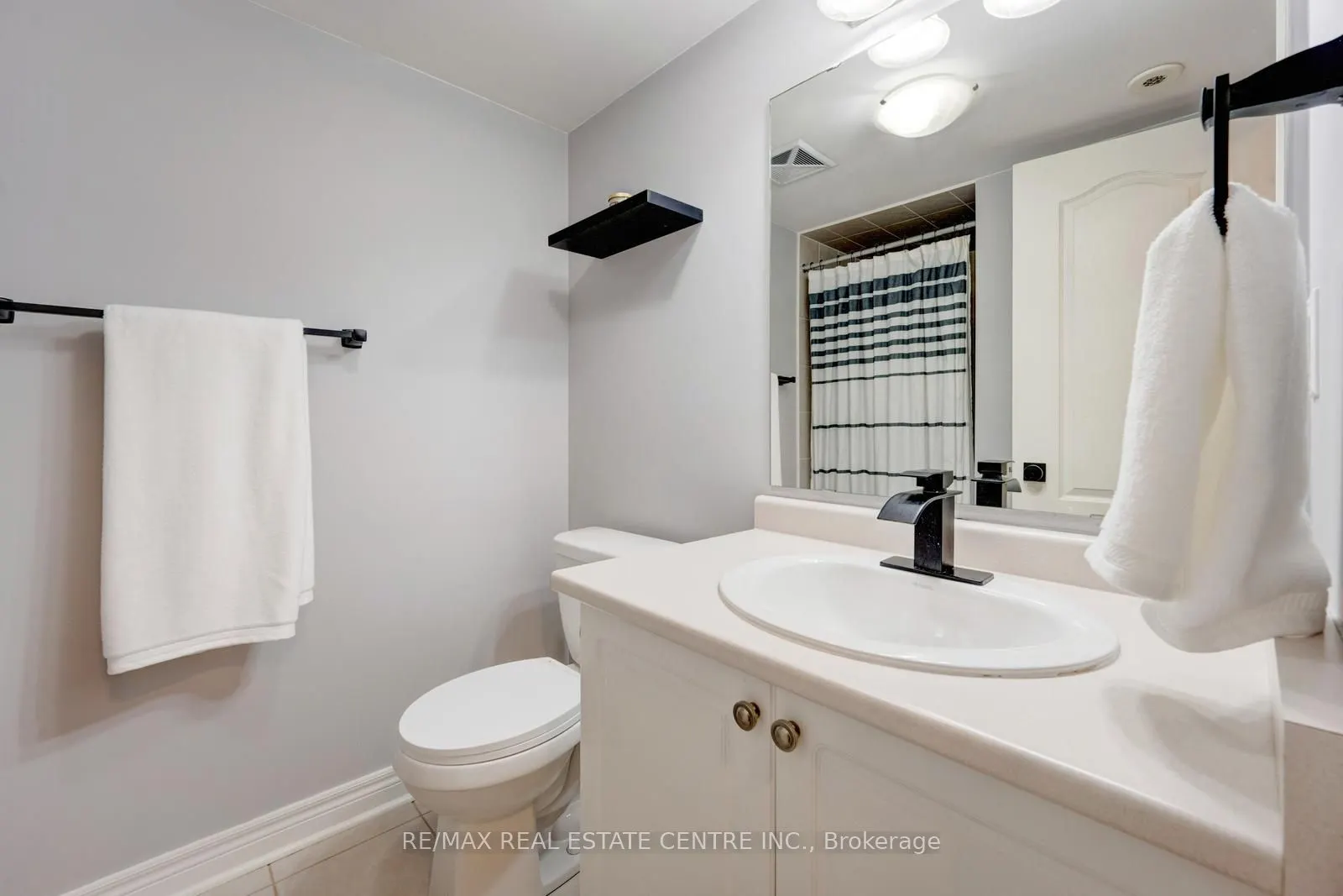 3250 Bentley Drive, #11