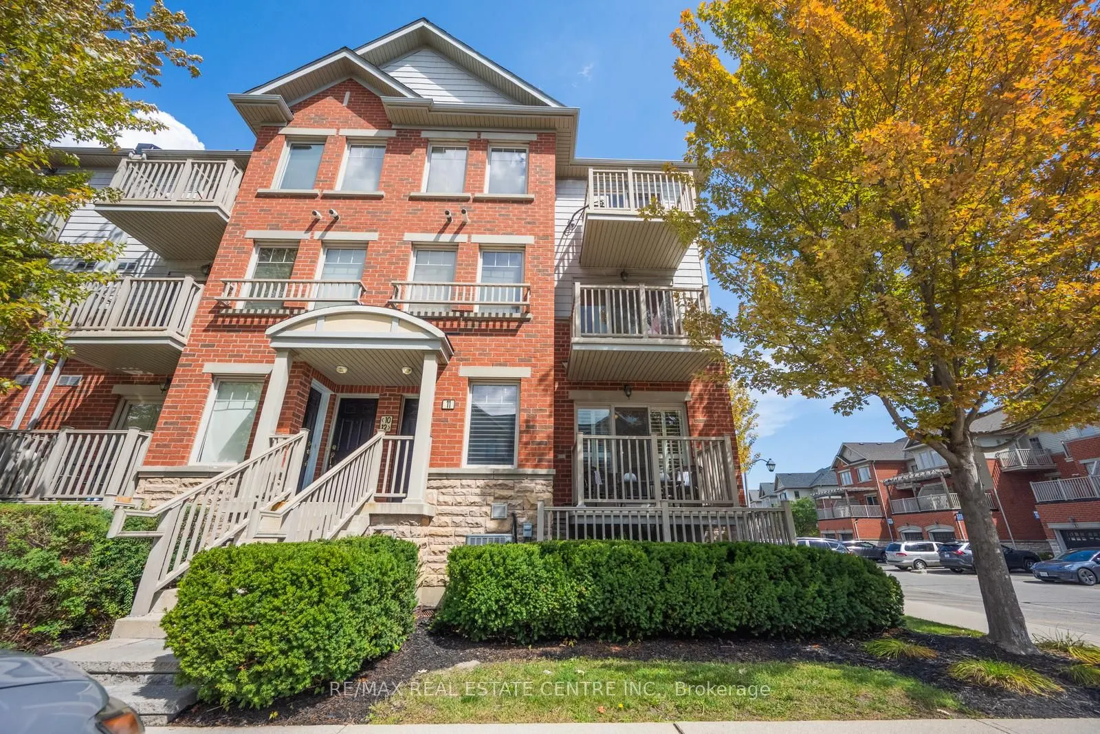 3250 Bentley Drive, #11
