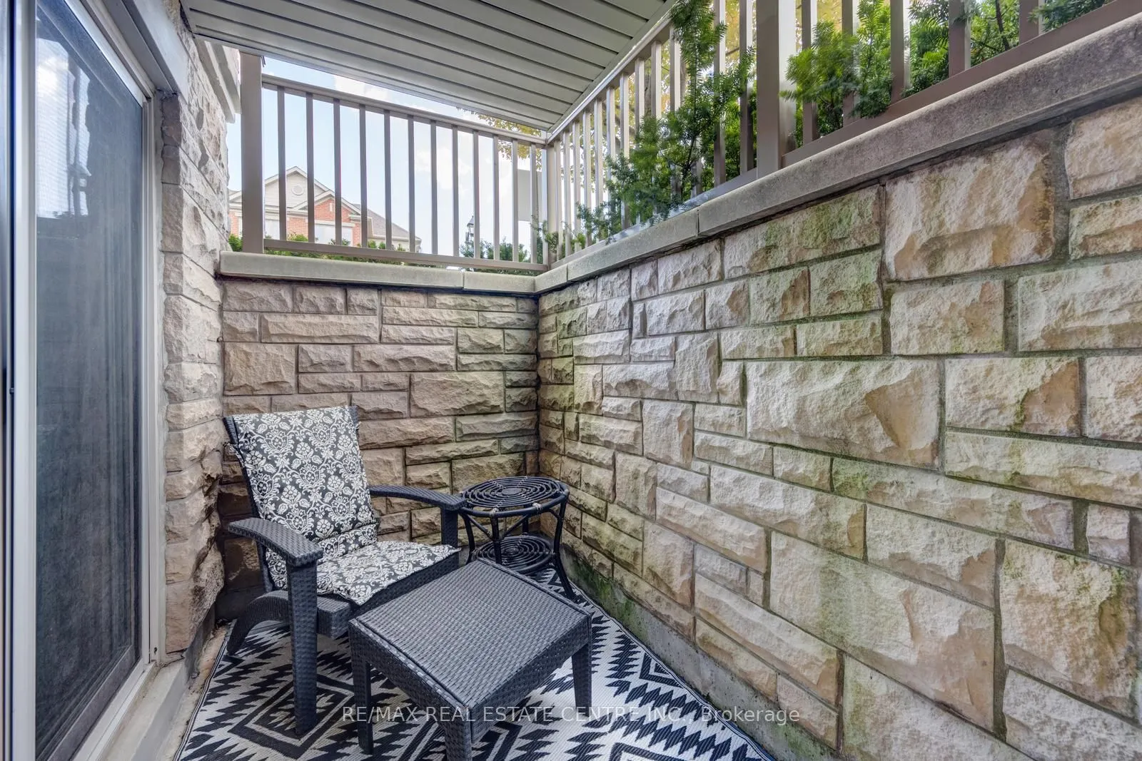 3250 Bentley Drive, #11