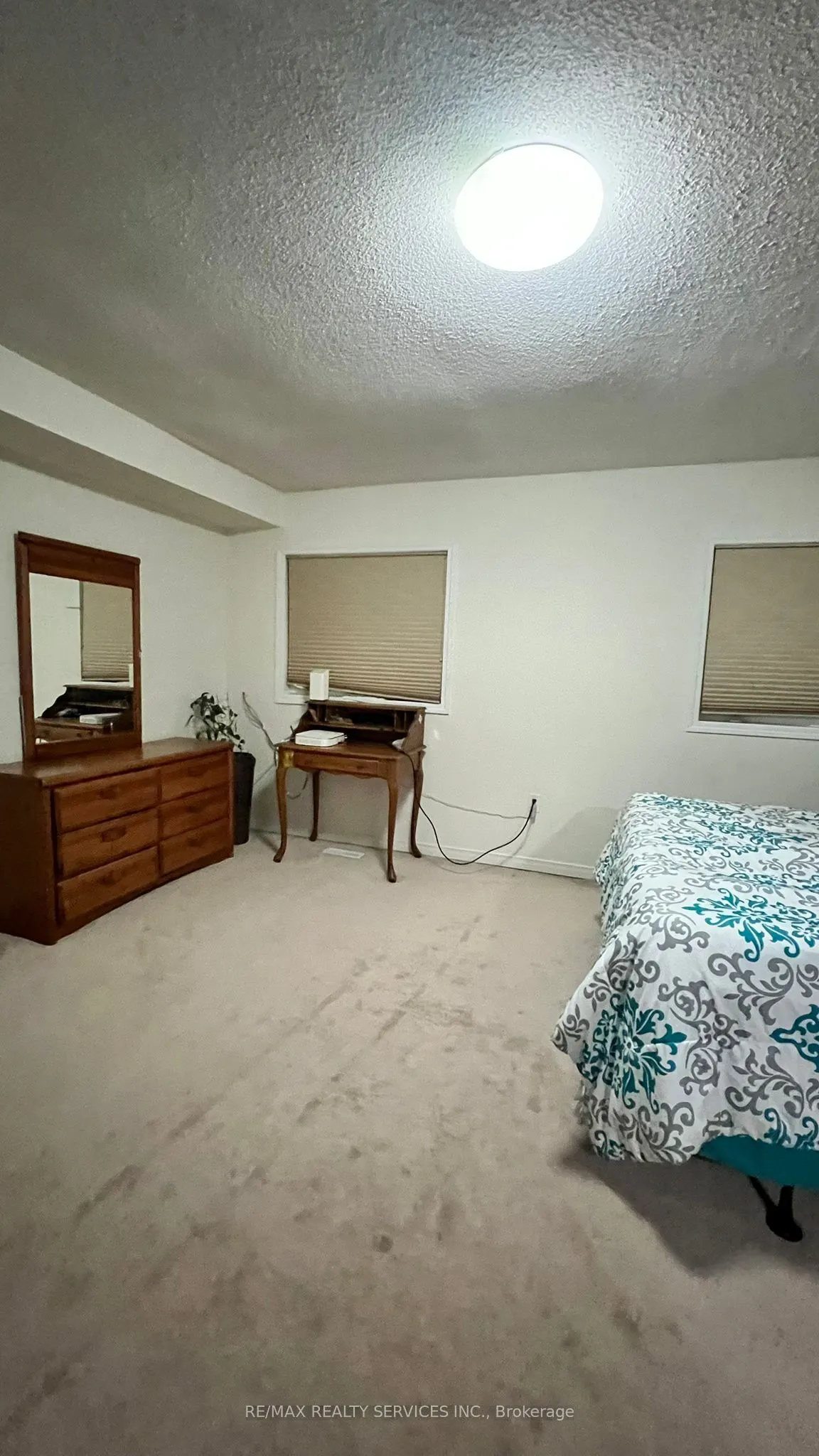 526 Candlestick Circle
