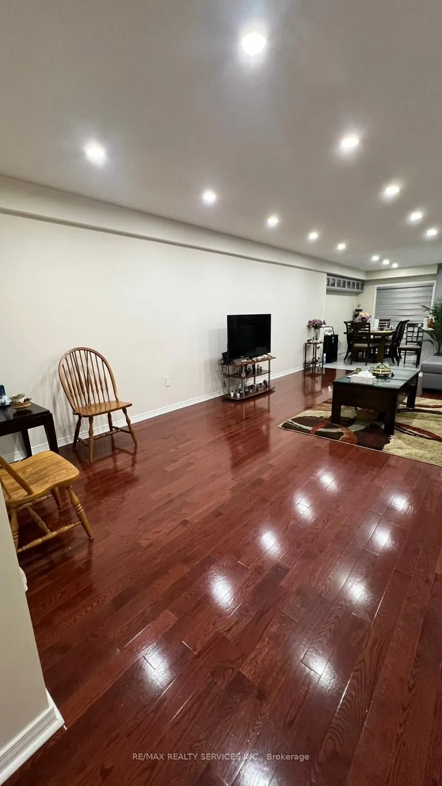526 Candlestick Circle