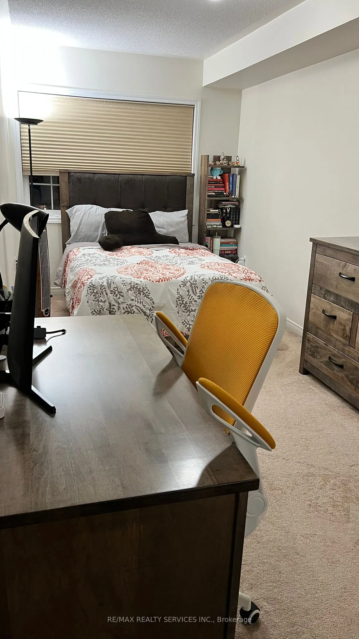 526 Candlestick Circle