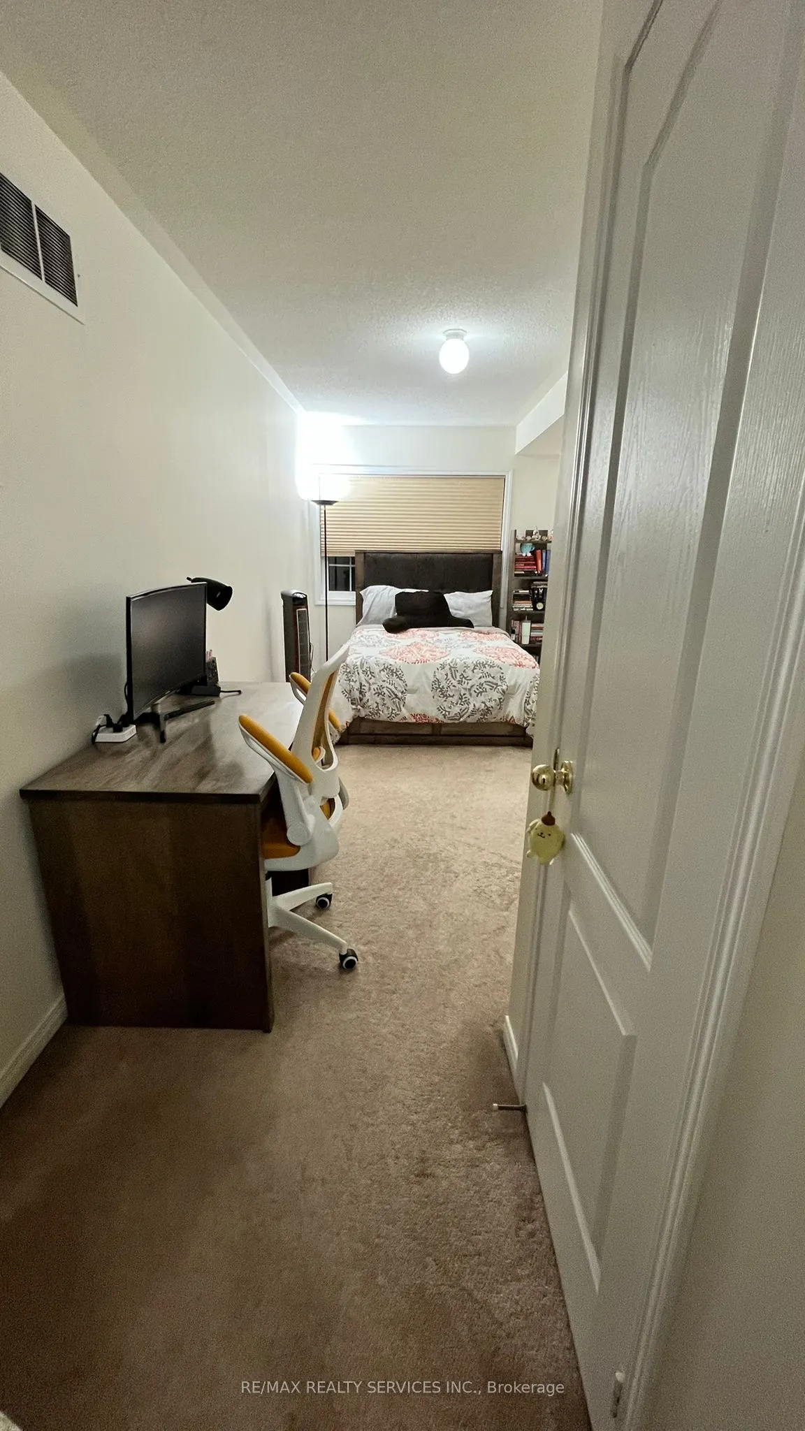 526 Candlestick Circle