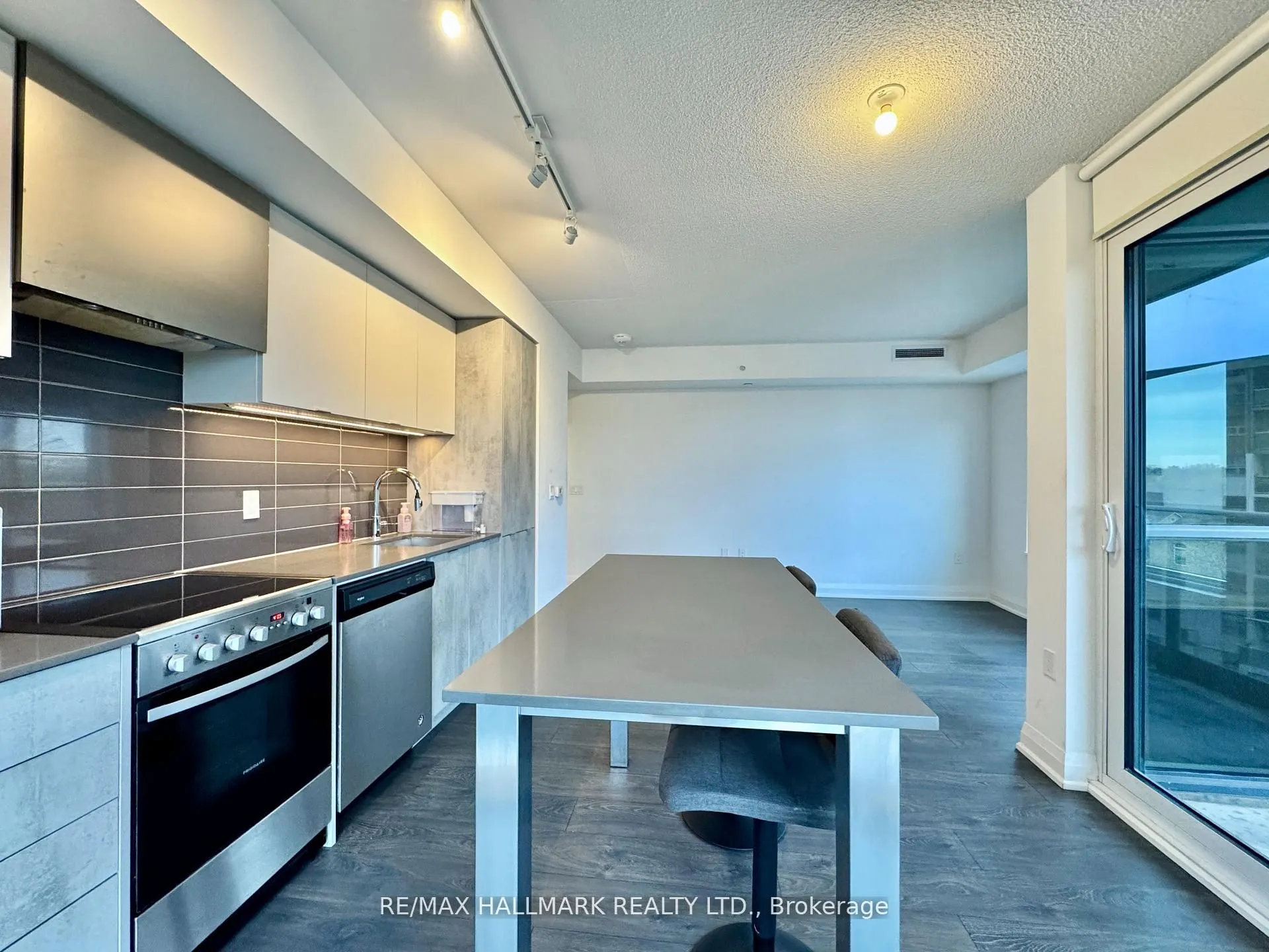 26 Gibbs Road, #545