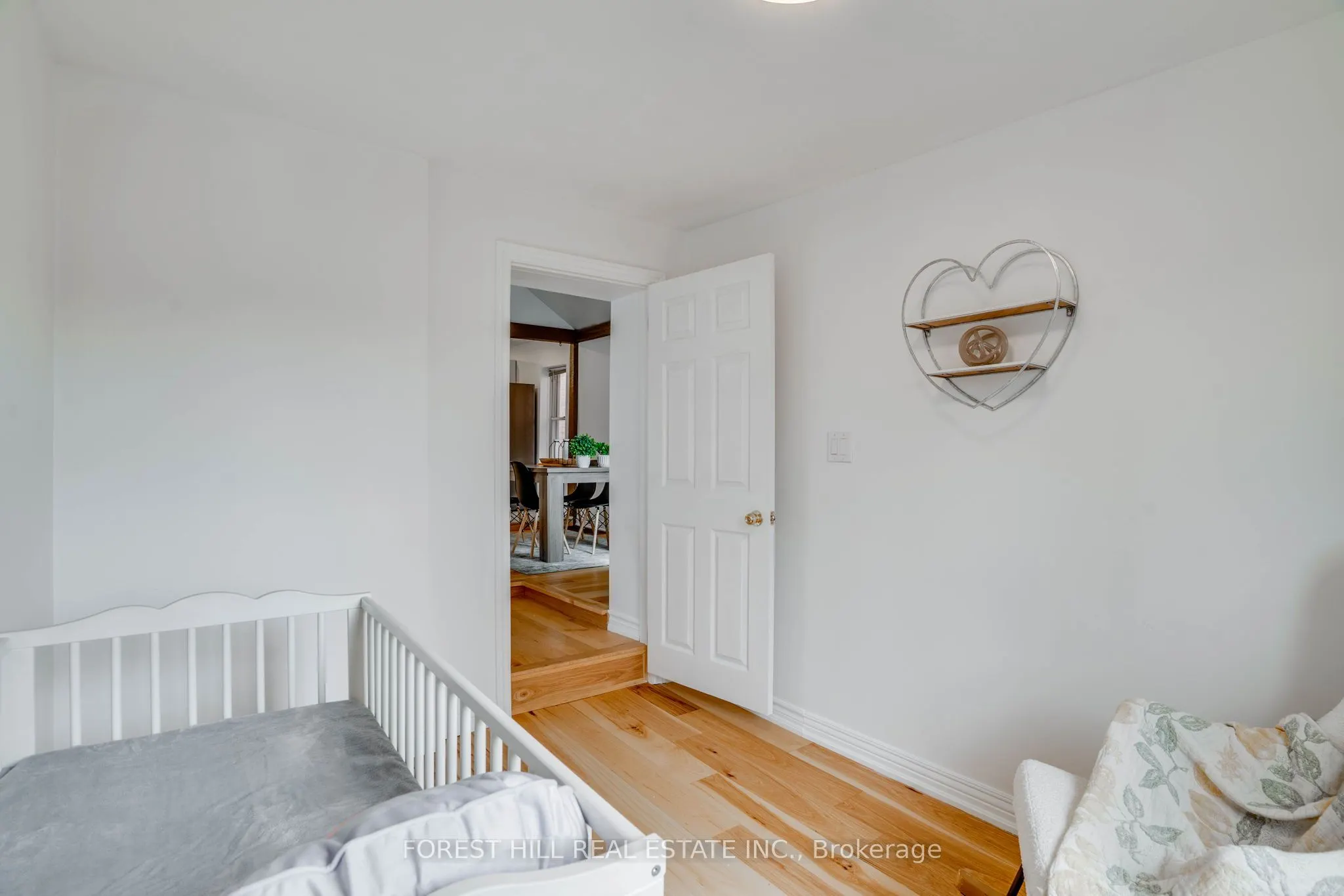 4053 Old Dundas Street