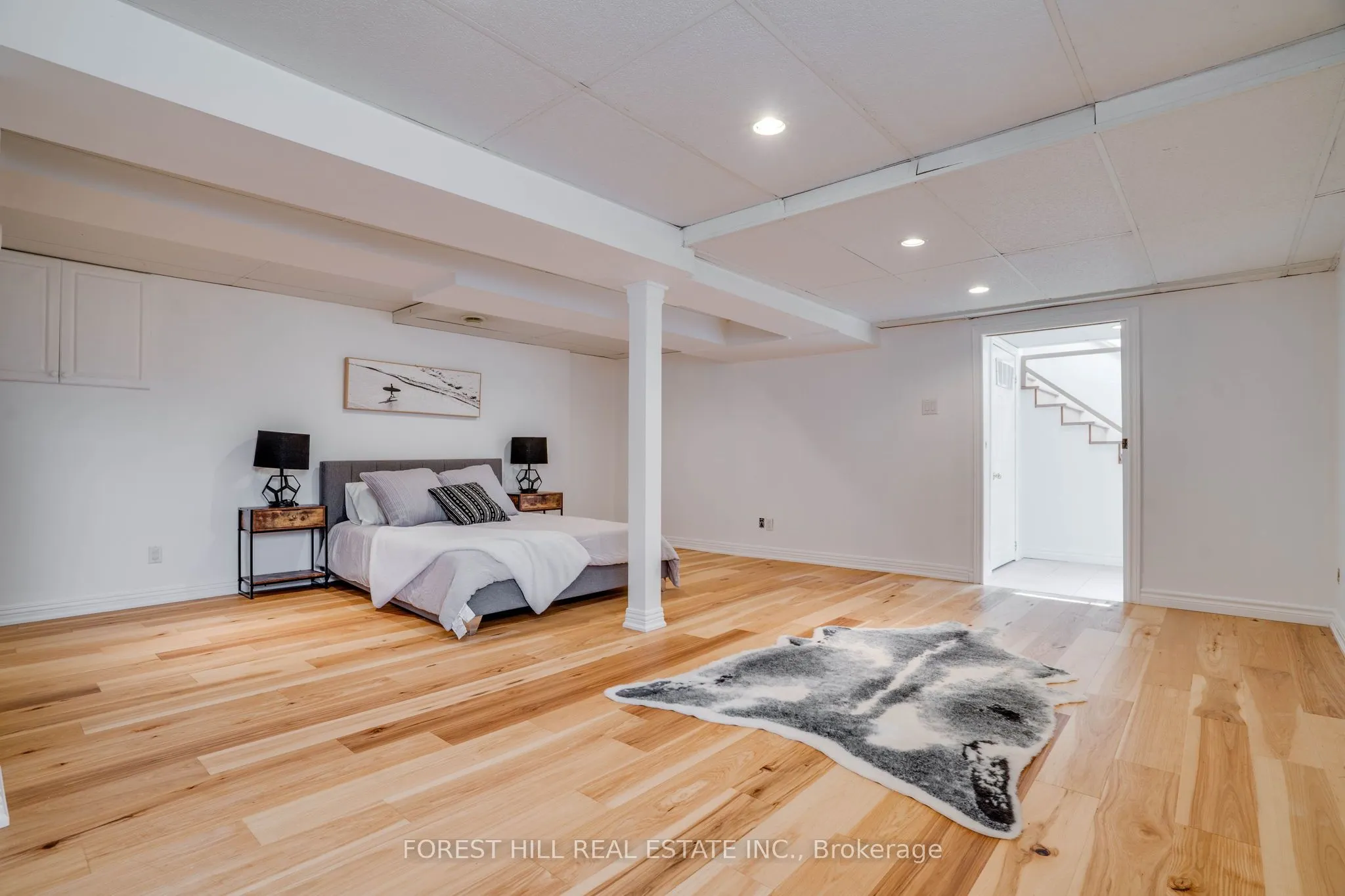 4053 Old Dundas Street