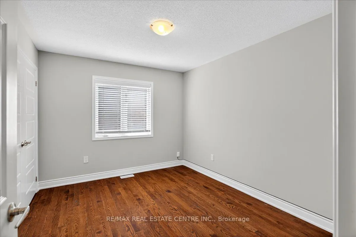249 Hinton Terrace, #(Upper)