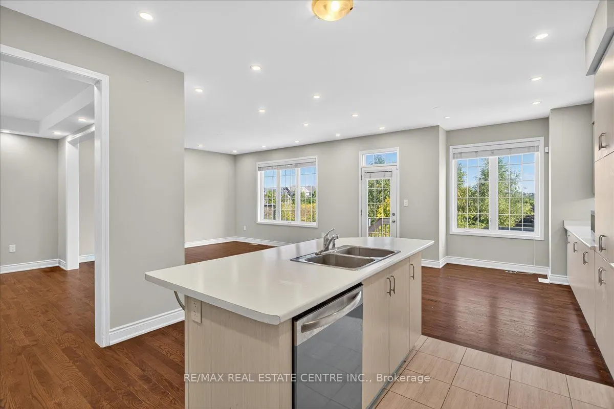 249 Hinton Terrace, #(Upper)