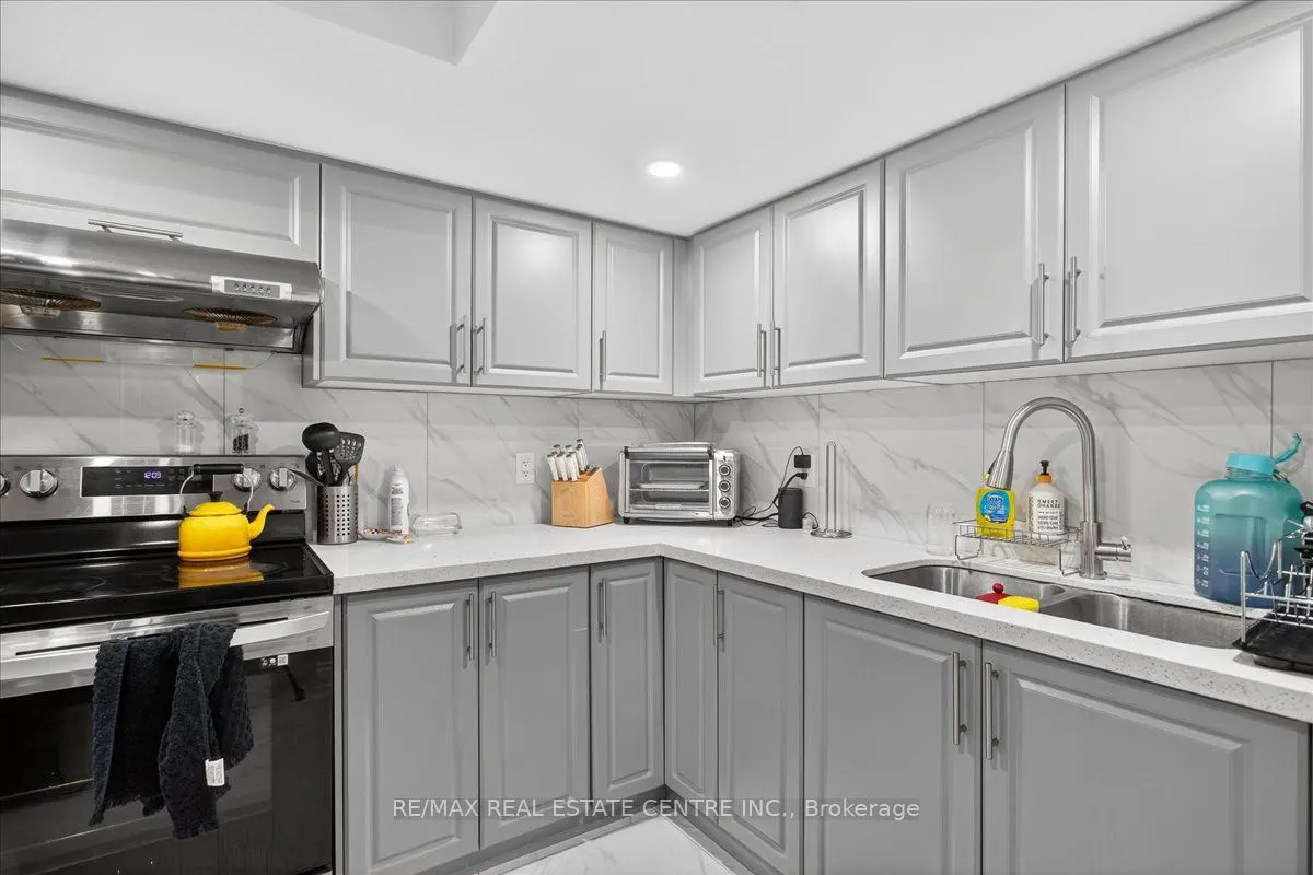 249 Hinton Terrace, #(Upper)