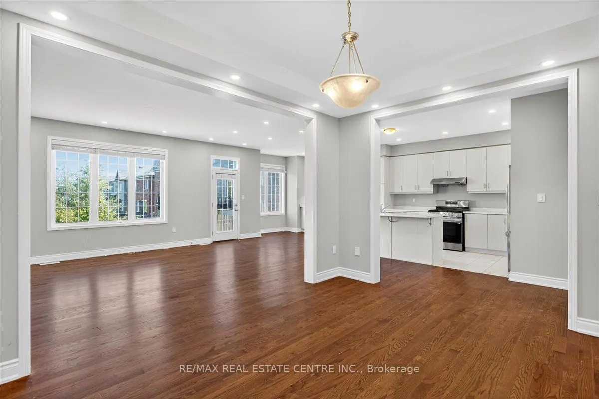 249 Hinton Terrace, #(Upper)