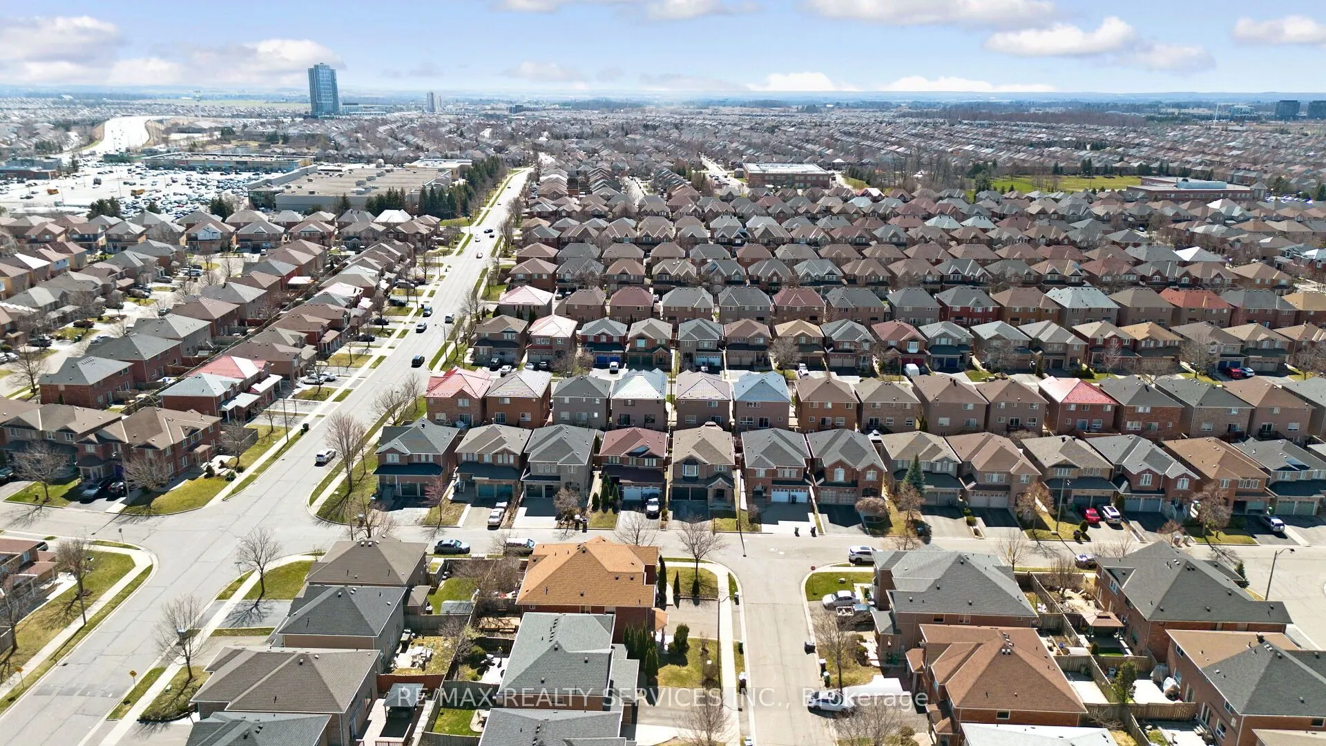 10 Linderwood Drive