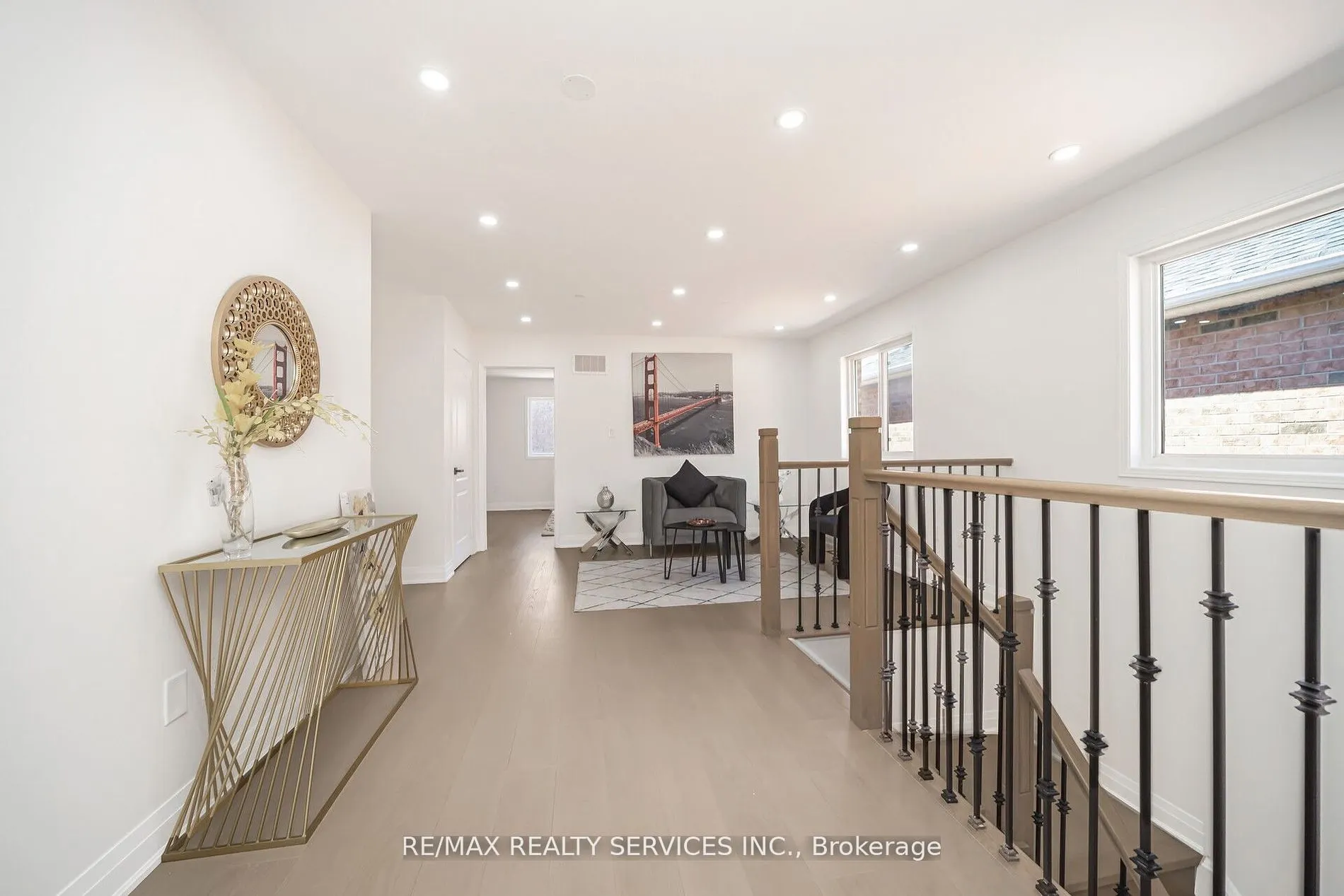 10 Linderwood Drive