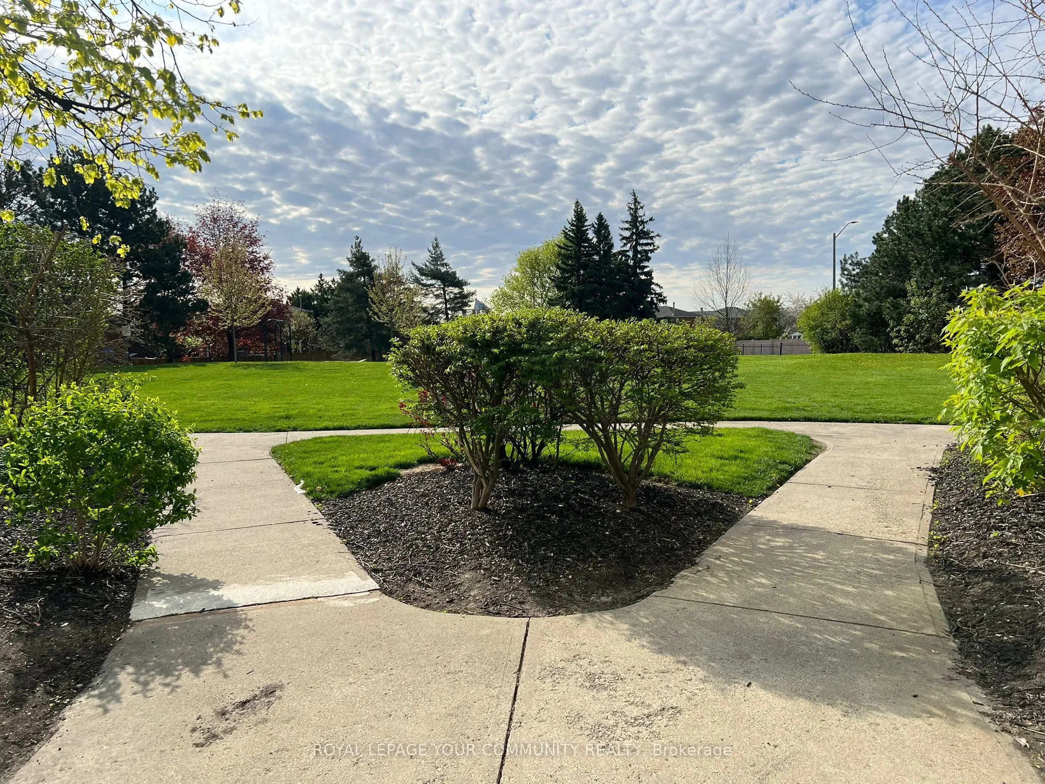 350 Webb Drive, #1806