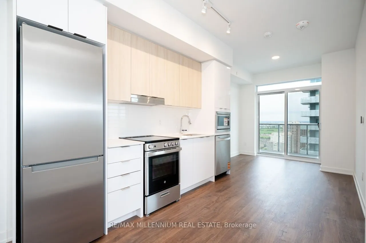 5105 Huronatrio Street, #2211