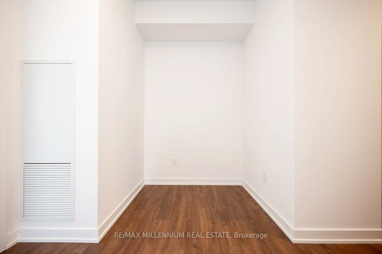 5105 Huronatrio Street, #2211