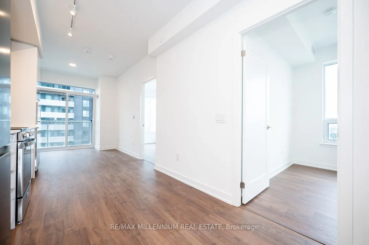5105 Huronatrio Street, #2211