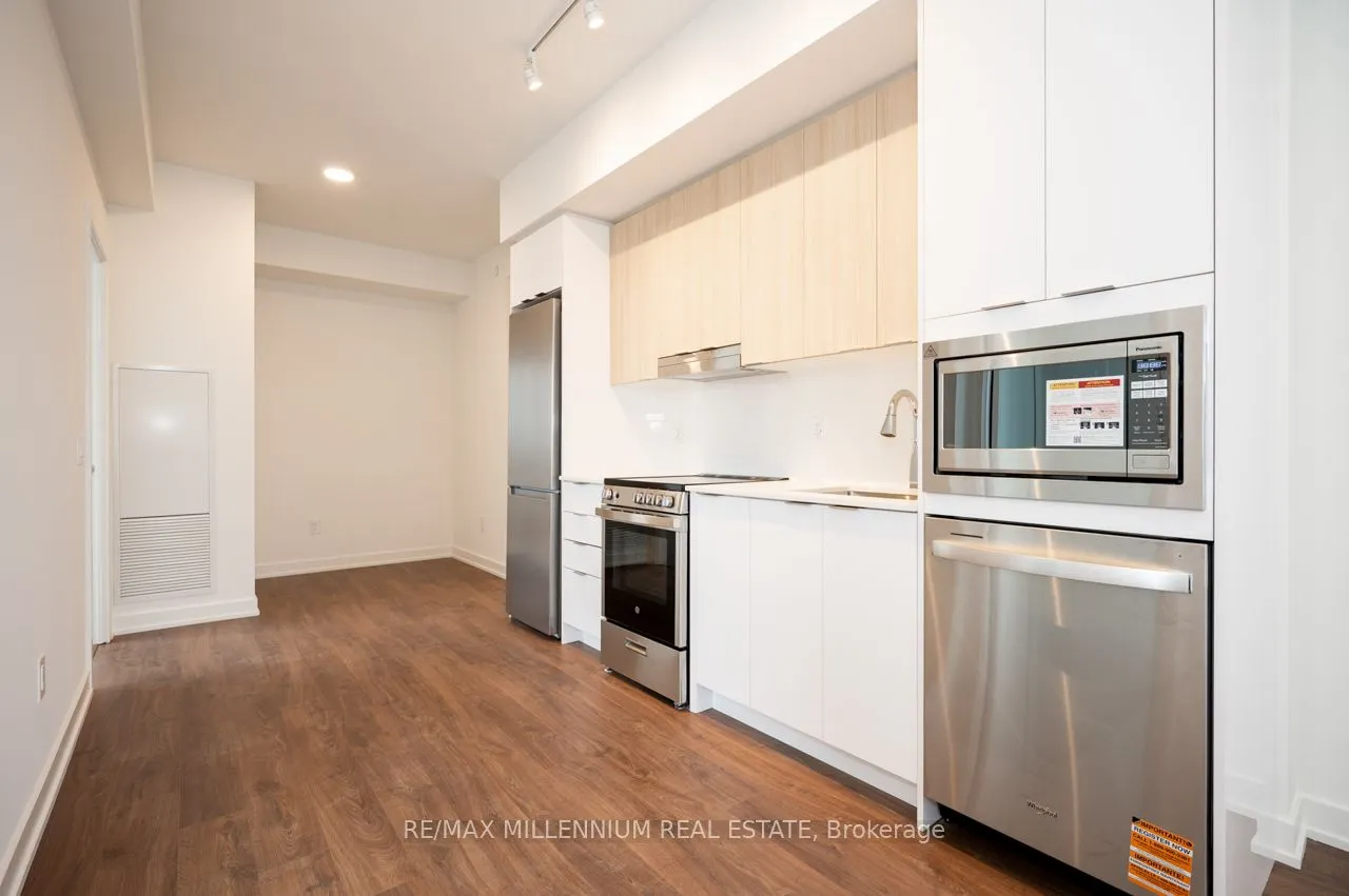 5105 Huronatrio Street, #2211