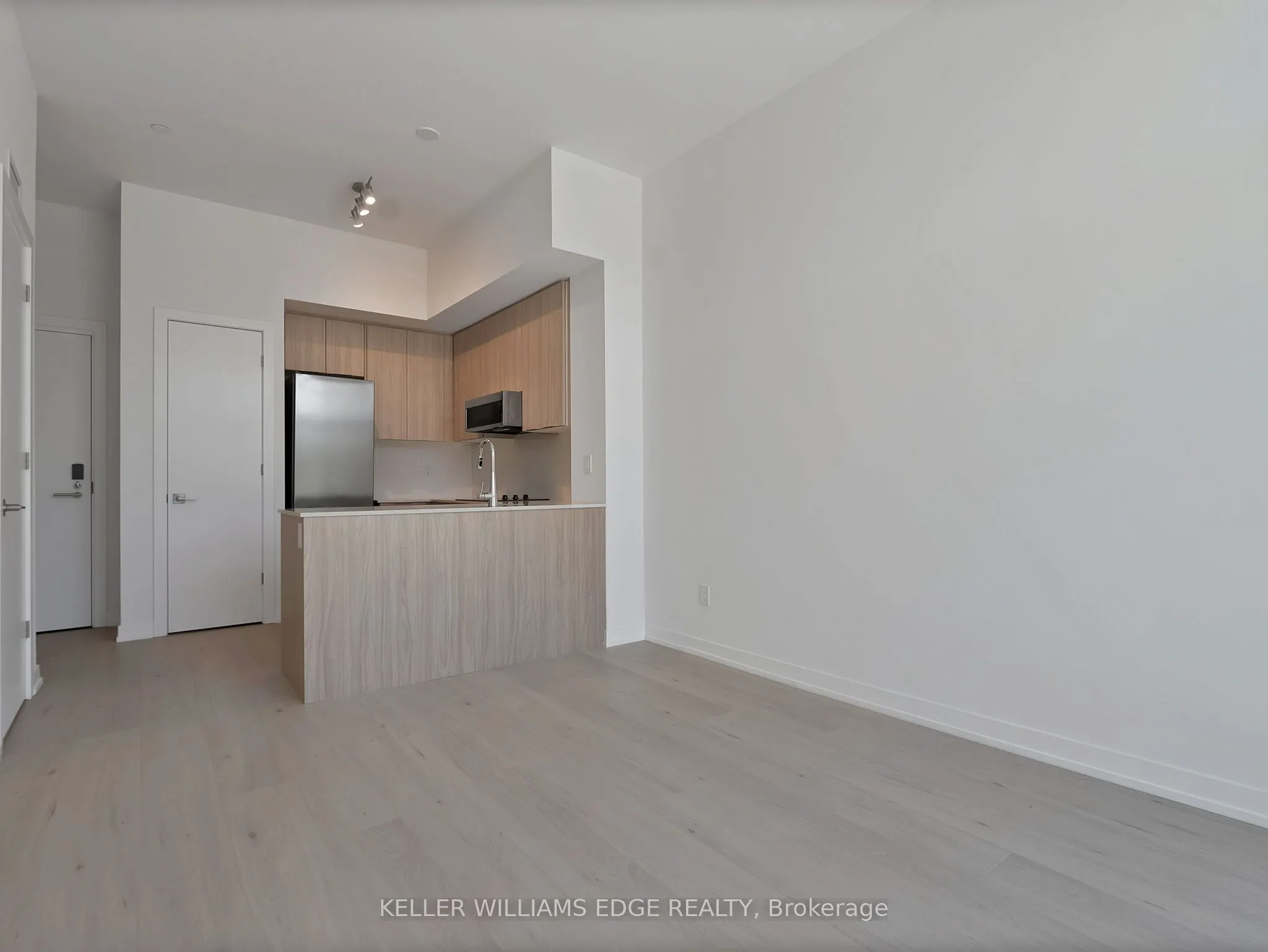 2501 Saw Whet Boulevard, #124