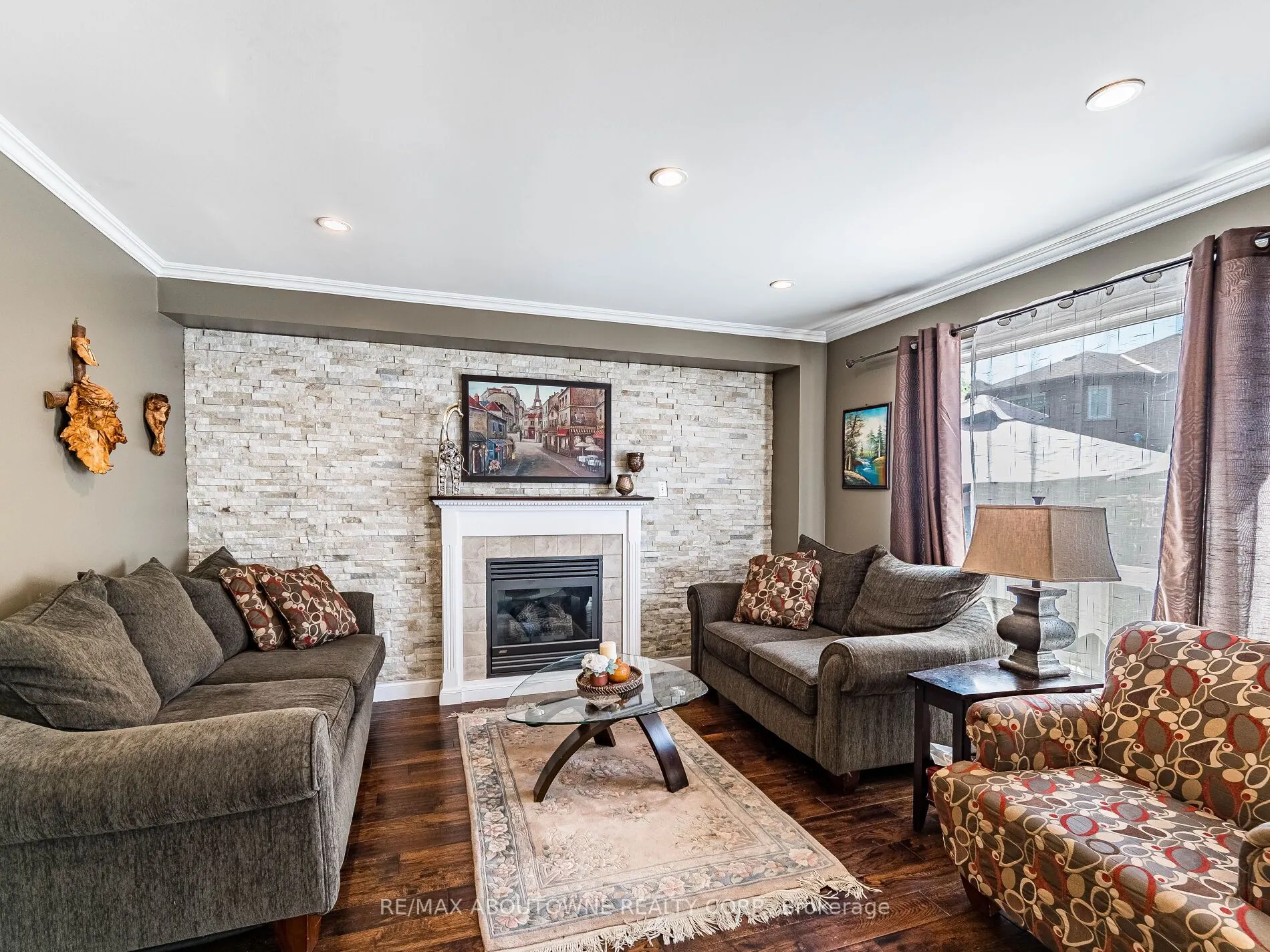 6284 Glen Meadows Road