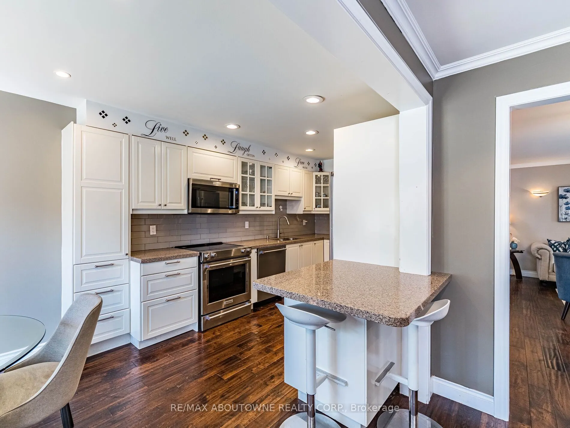 6284 Glen Meadows Road