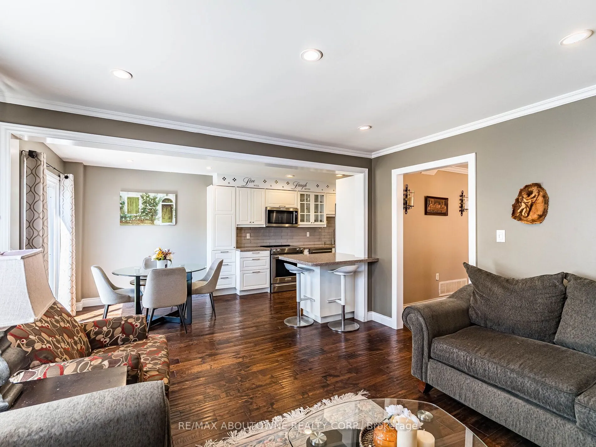 6284 Glen Meadows Road