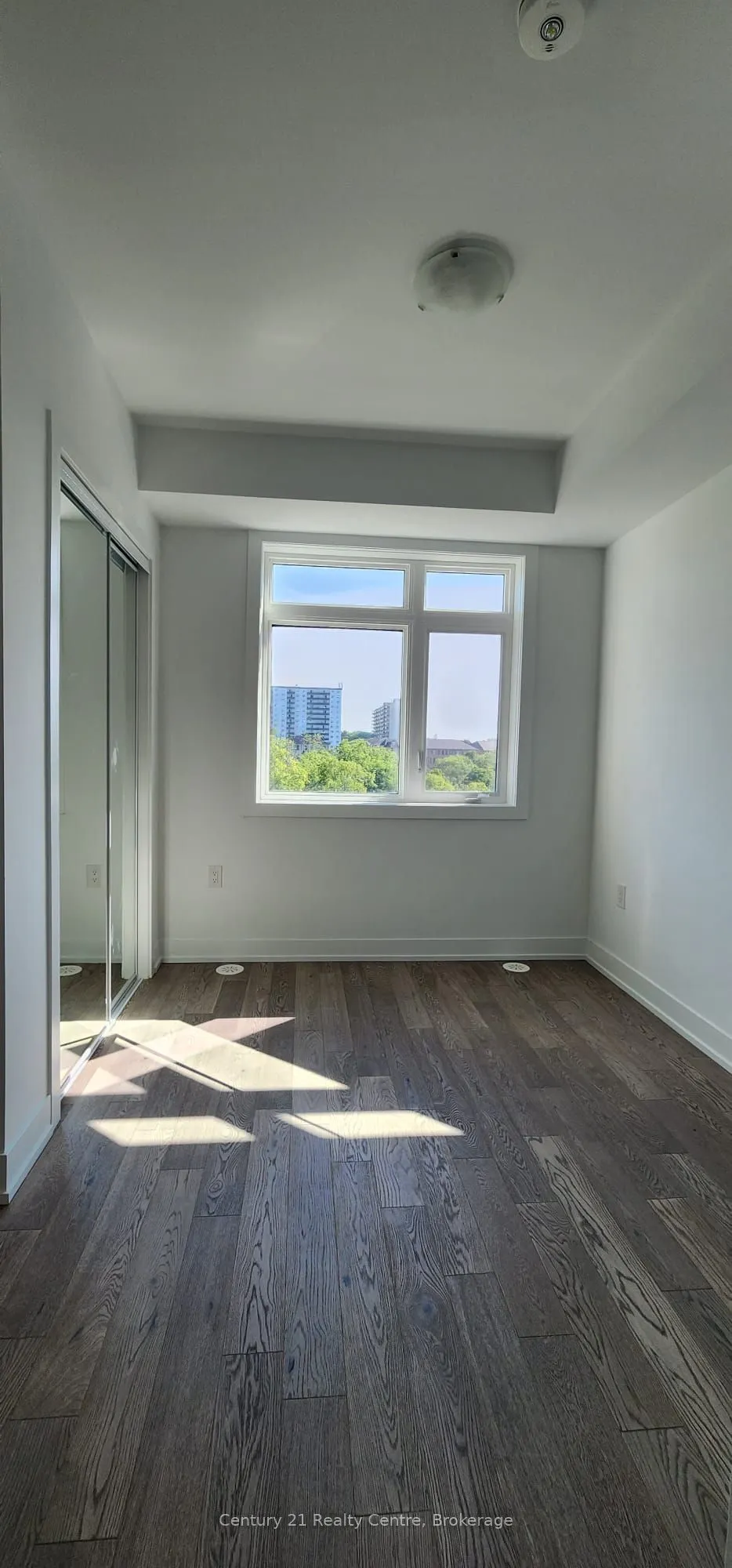 1115 Douglas Mccurdy Common E, #206