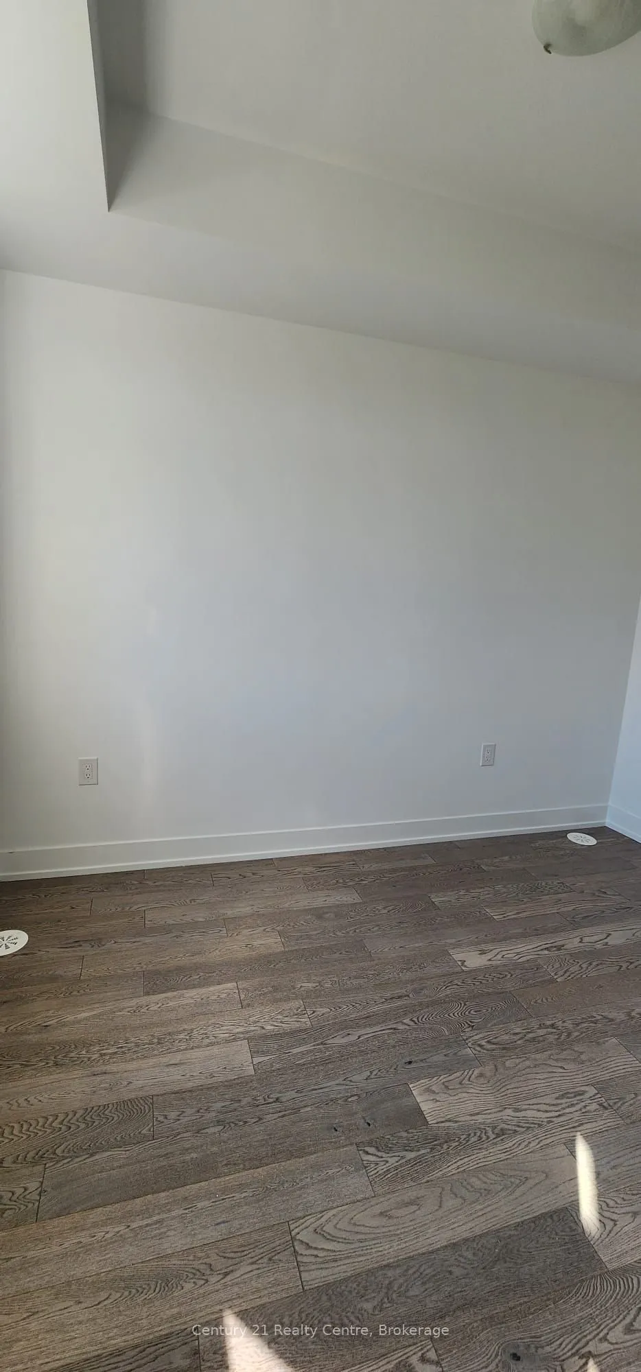 1115 Douglas Mccurdy Common E, #206