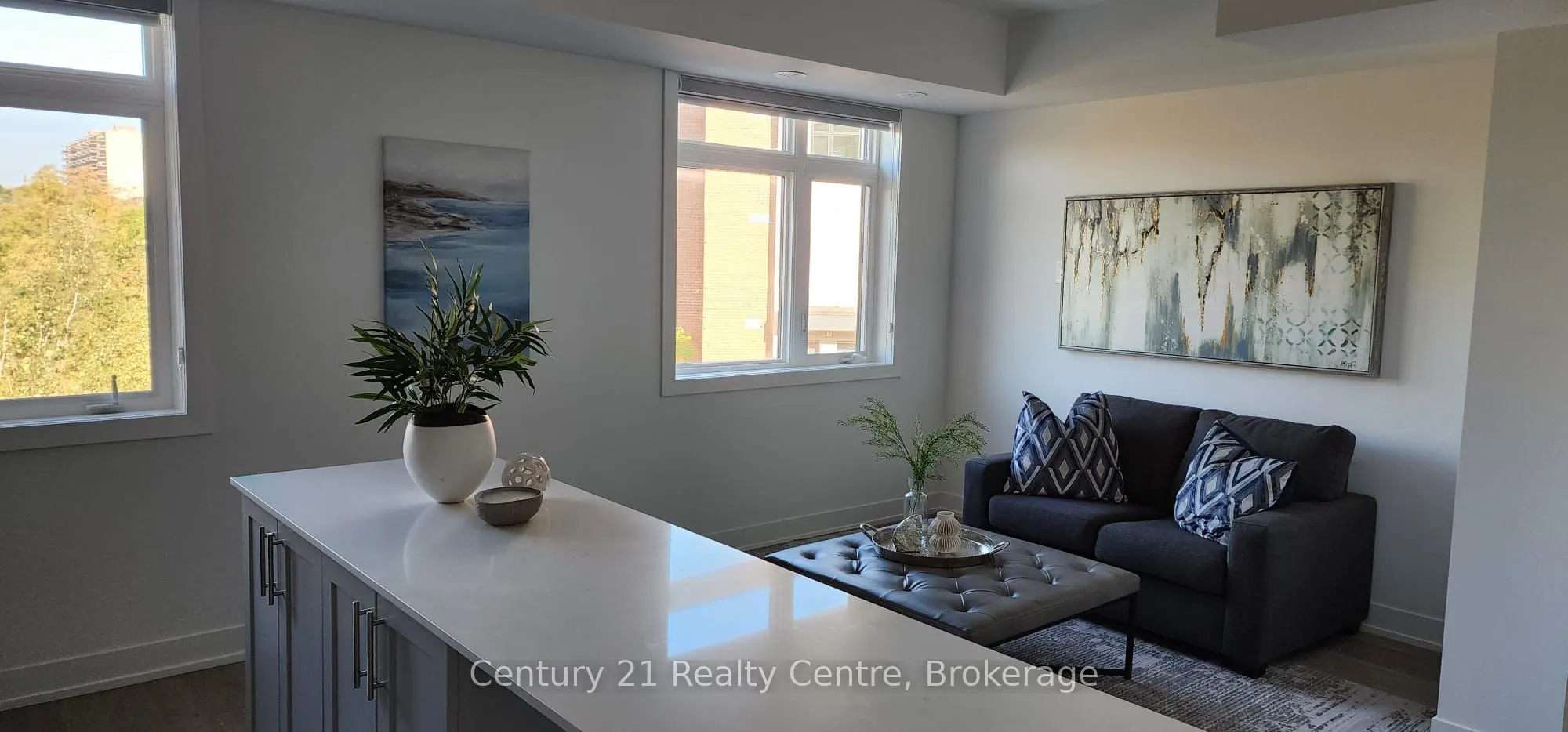 1115 Douglas Mccurdy Common E, #206