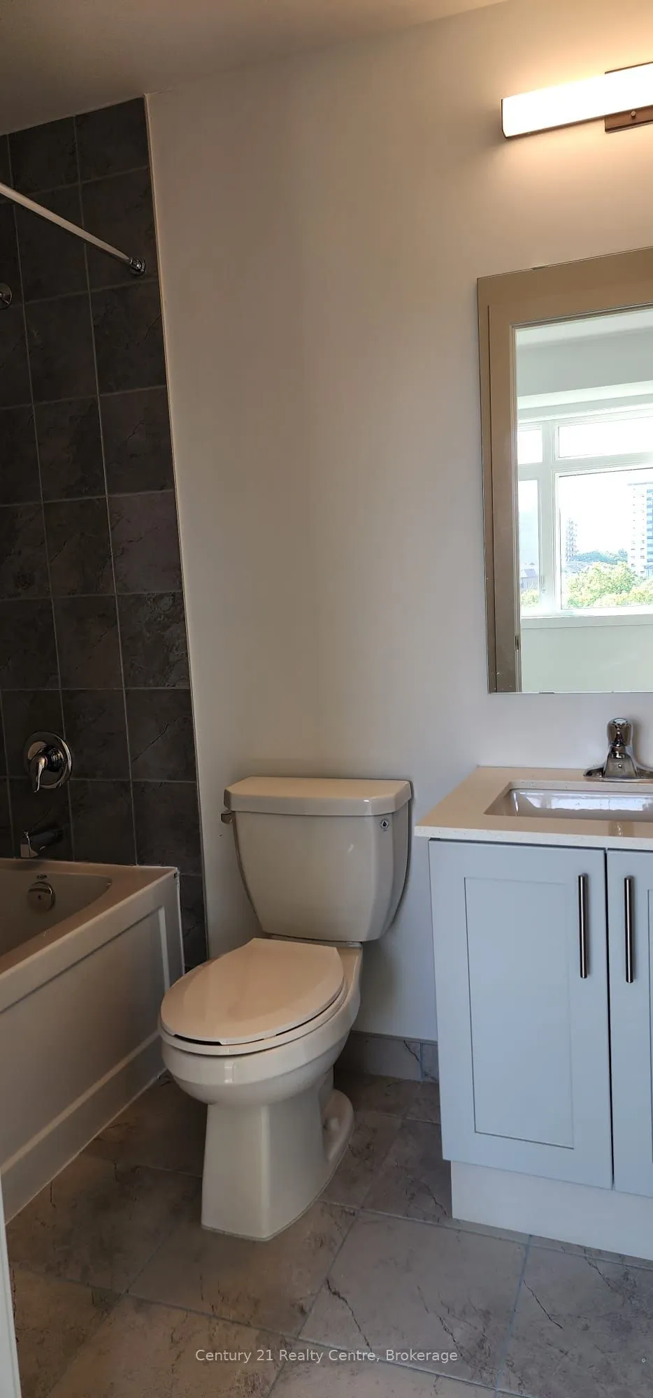 1115 Douglas Mccurdy Common E, #206