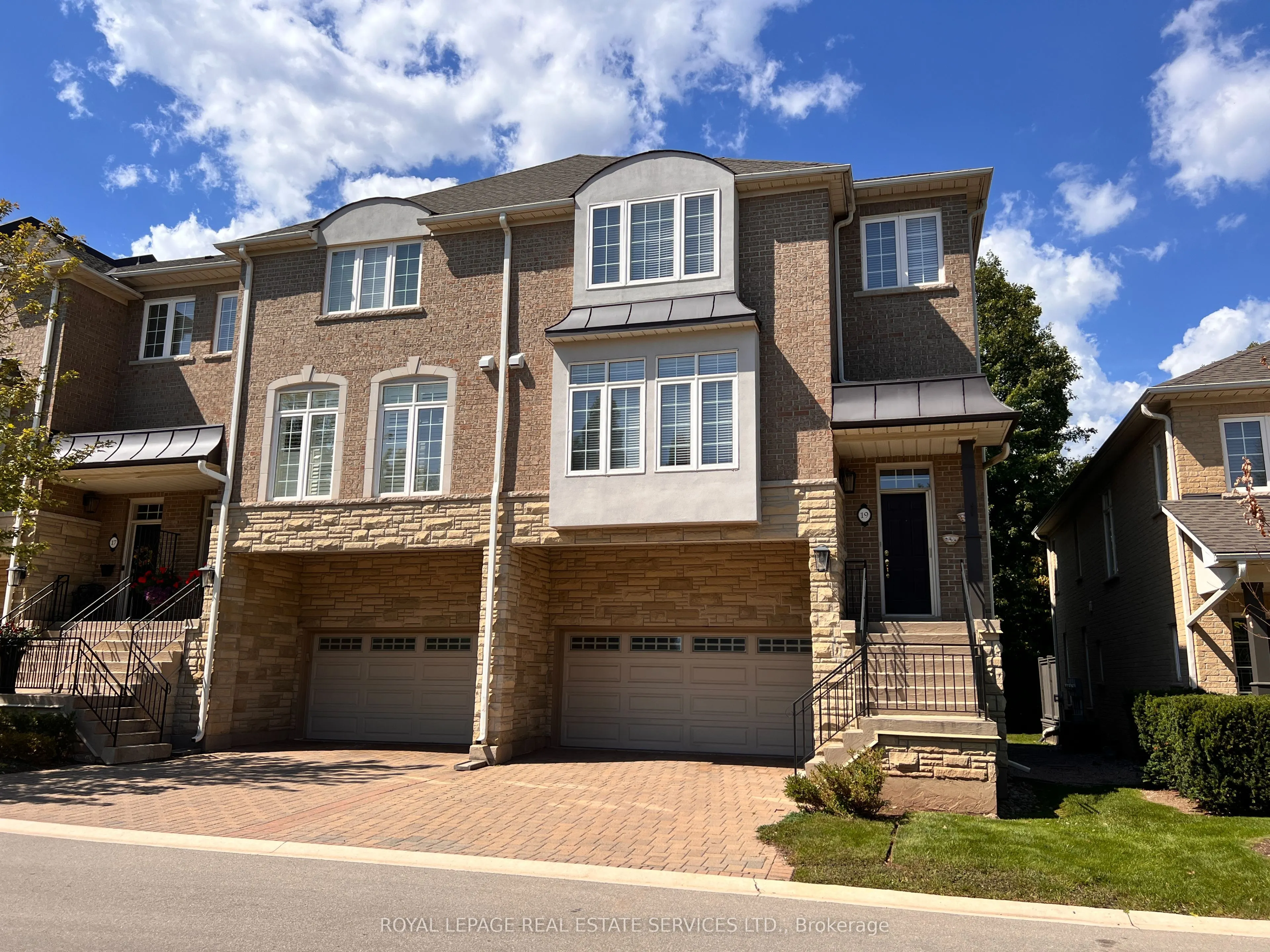 1267 Dorval Drive, #19