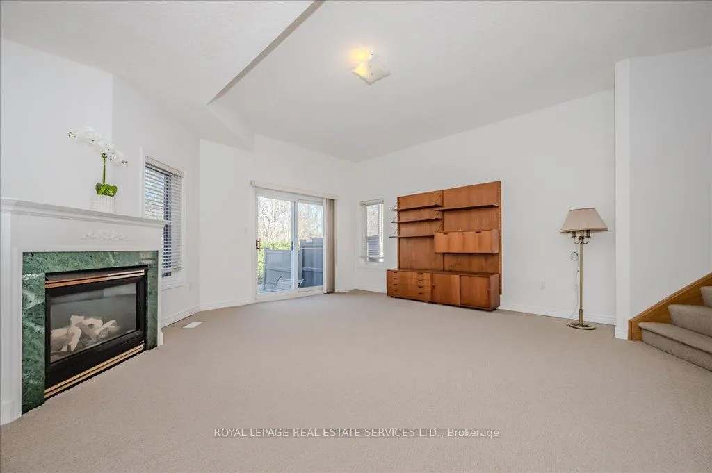 1267 Dorval Drive, #19