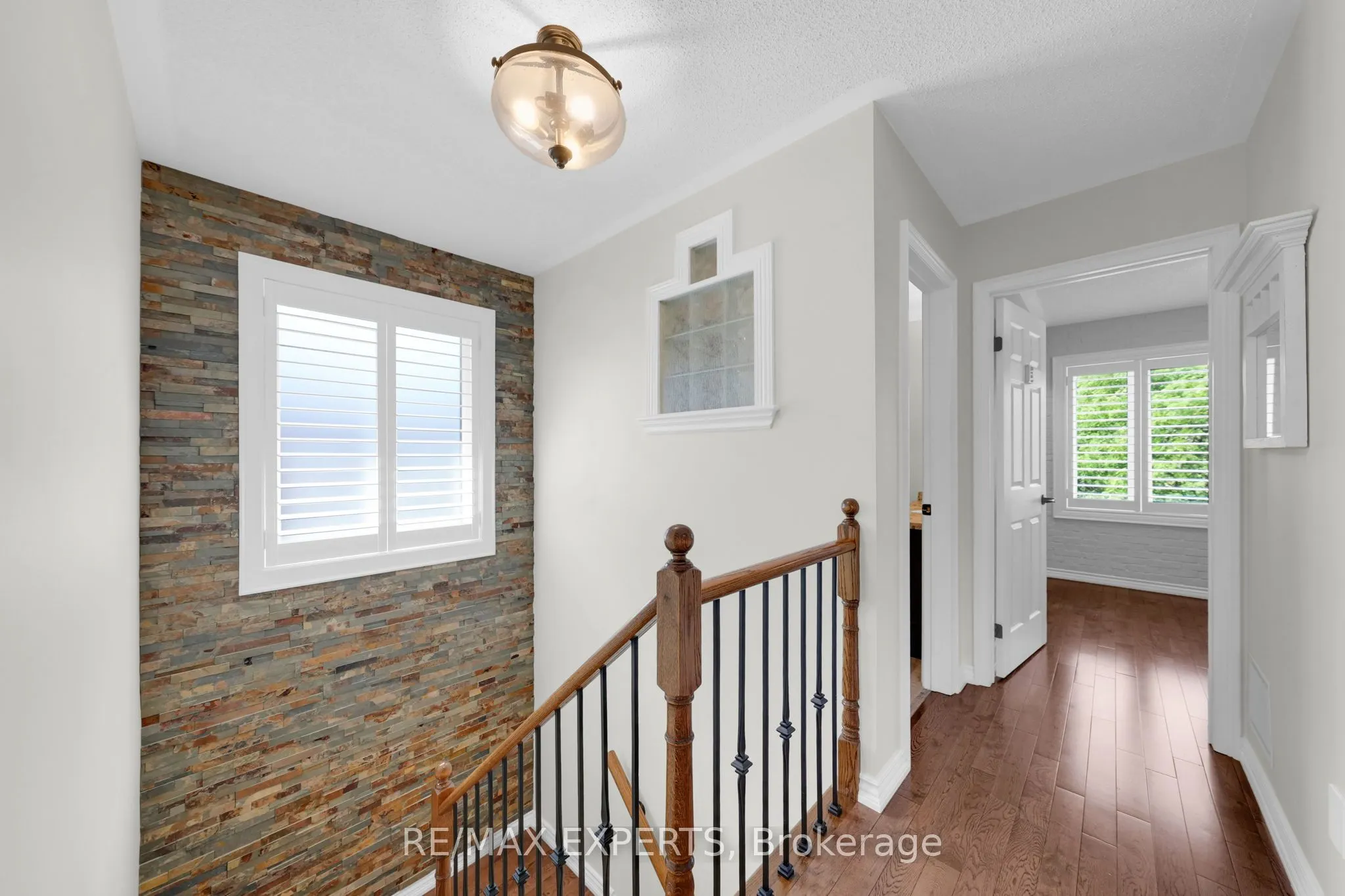 44 Sunkist Valley Road
