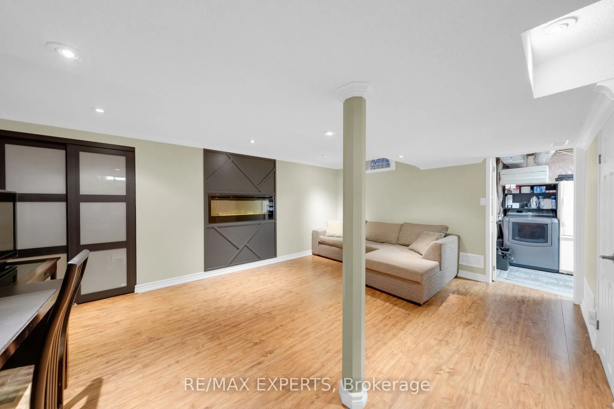 44 Sunkist Valley Road