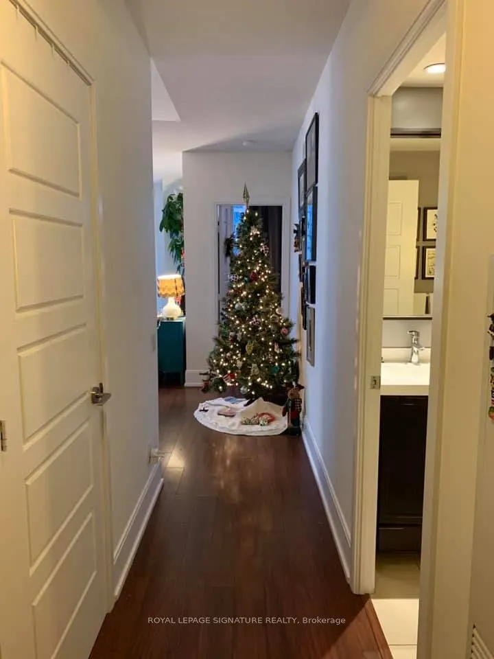 15 Viking Lane, #402