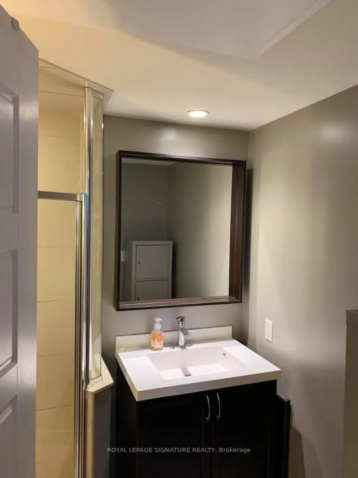 15 Viking Lane, #402