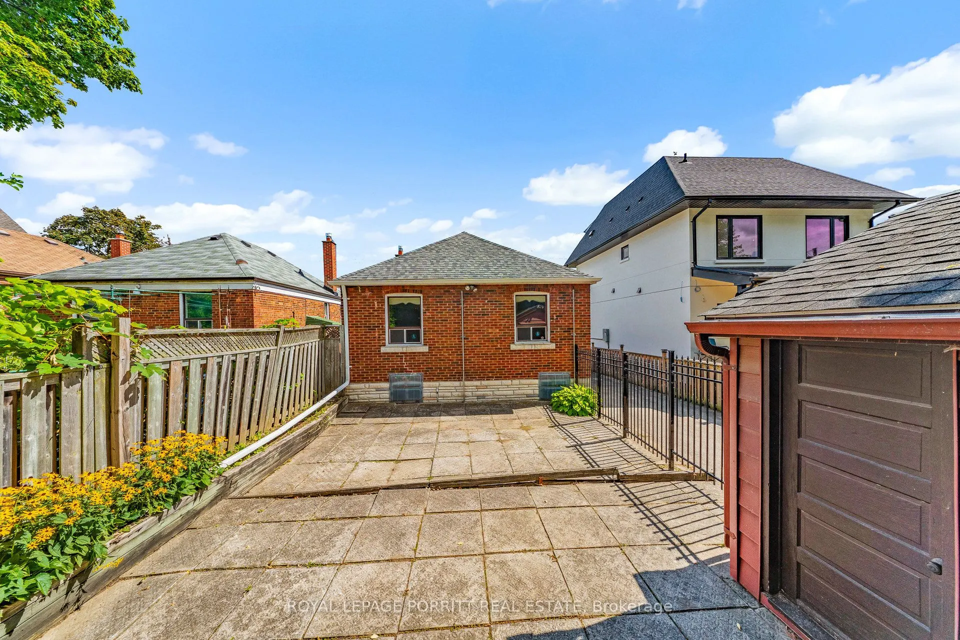 18 Stephen Drive