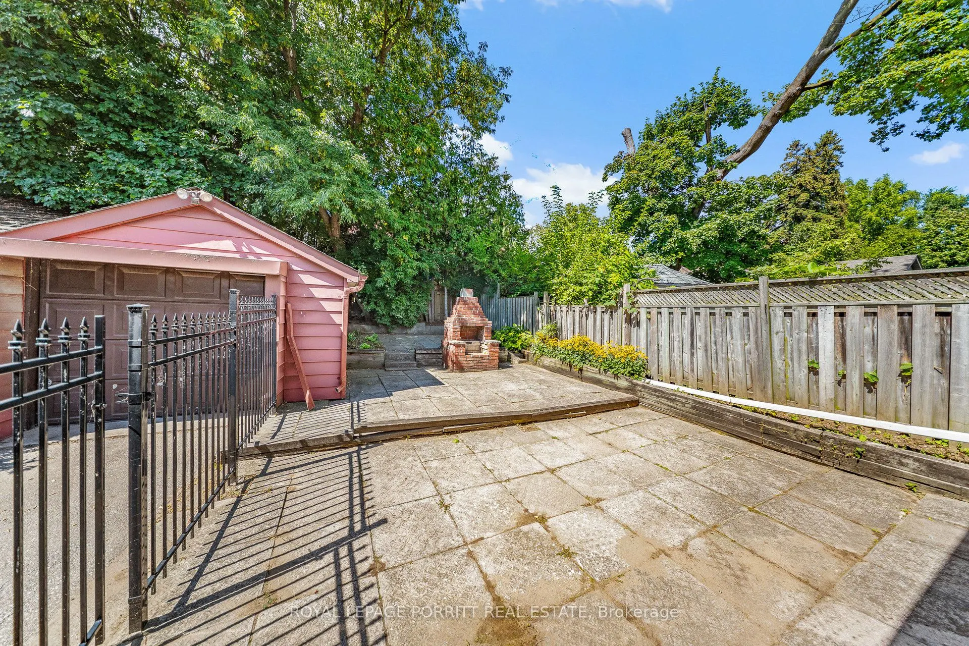 18 Stephen Drive