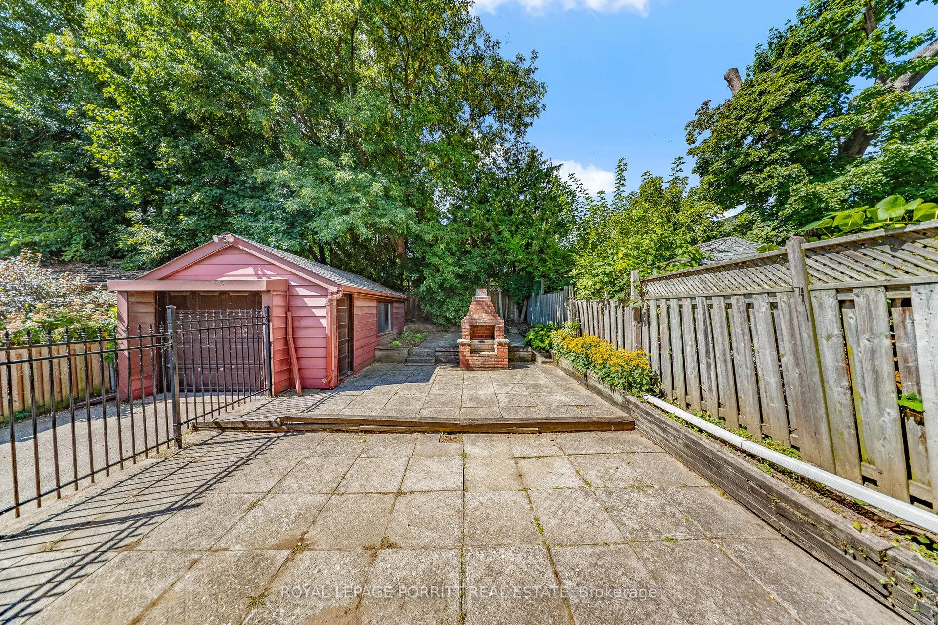 18 Stephen Drive